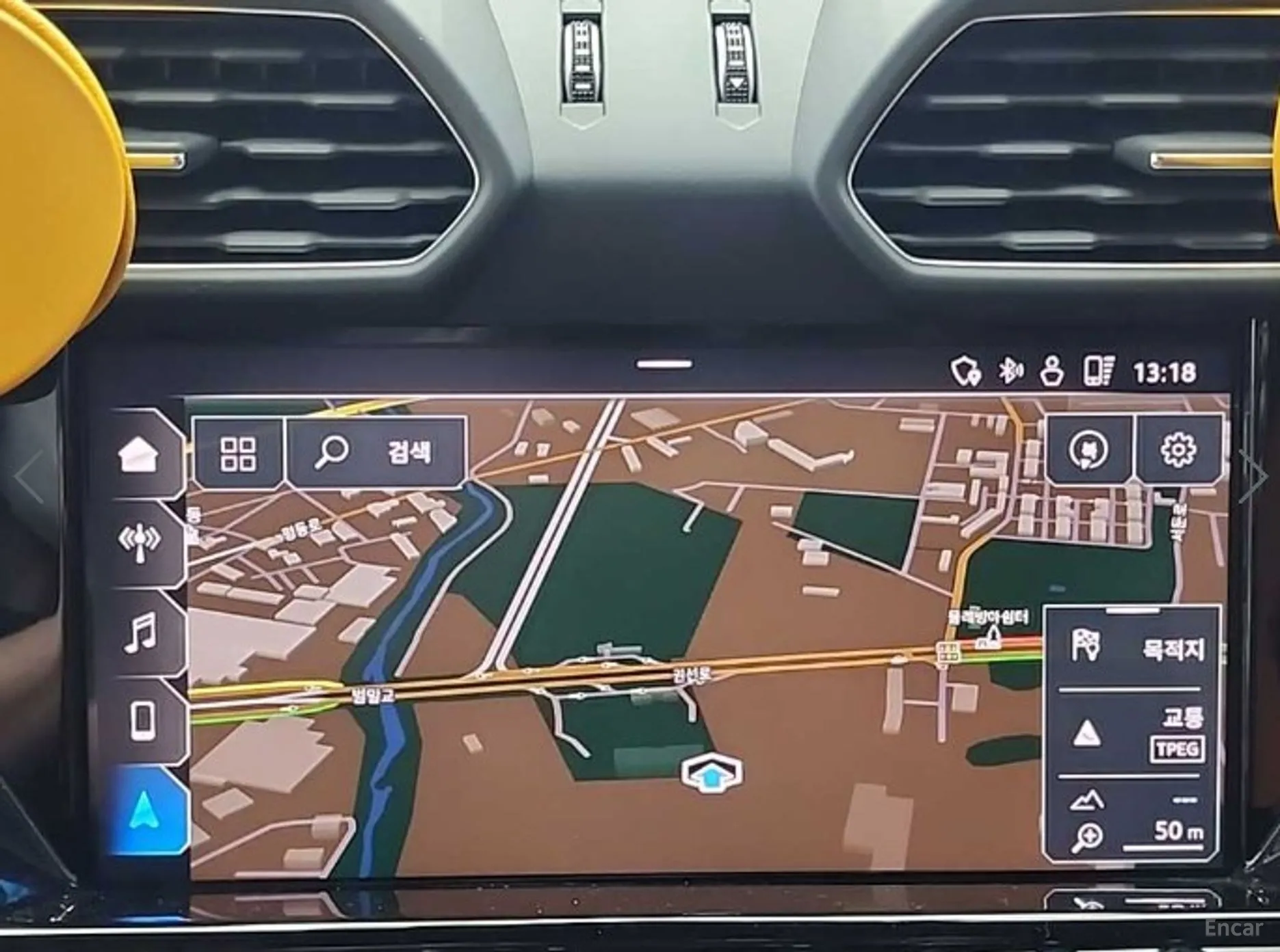 Lamborghini Urus превью 14