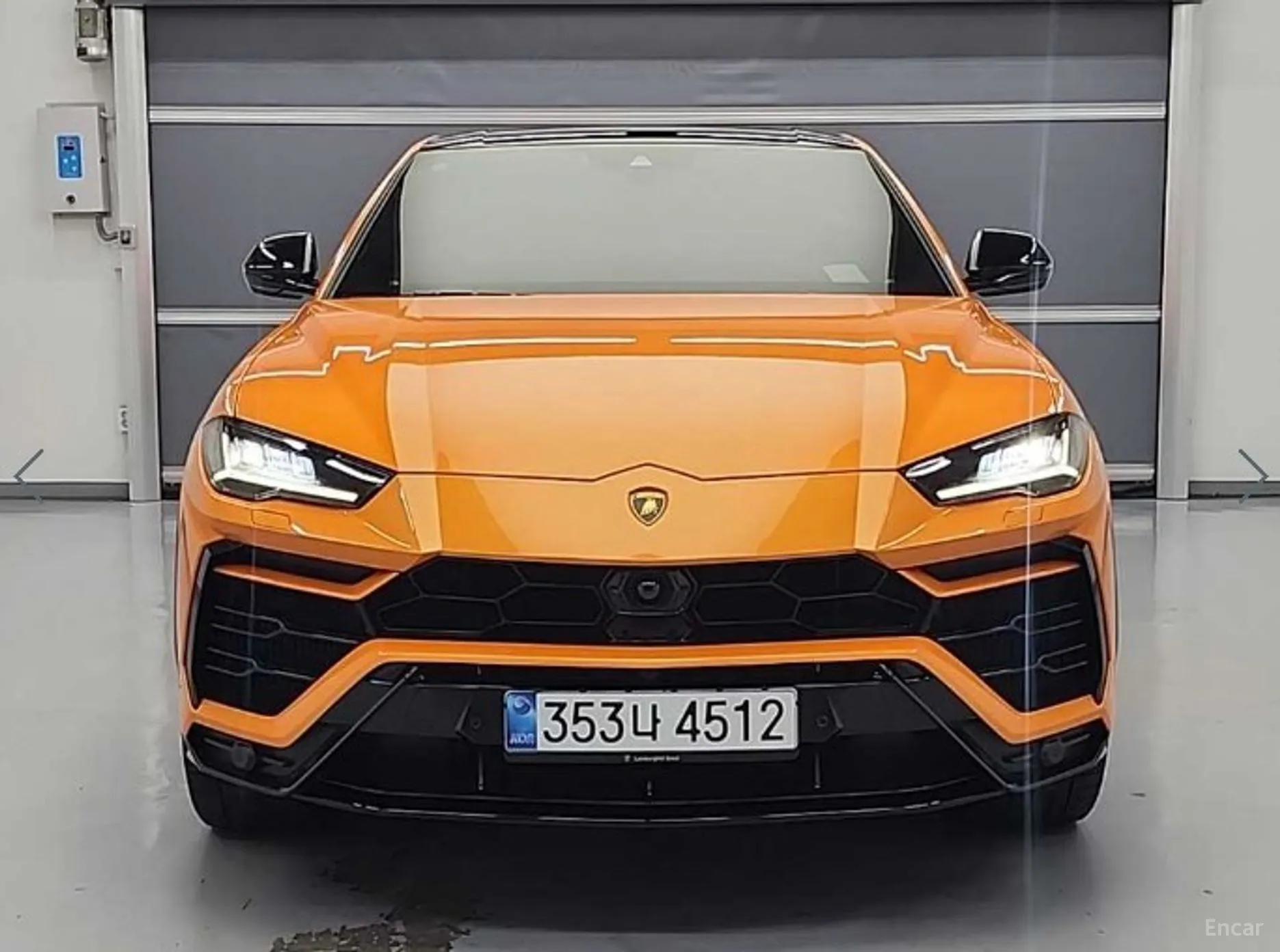 Lamborghini Urus превью 2