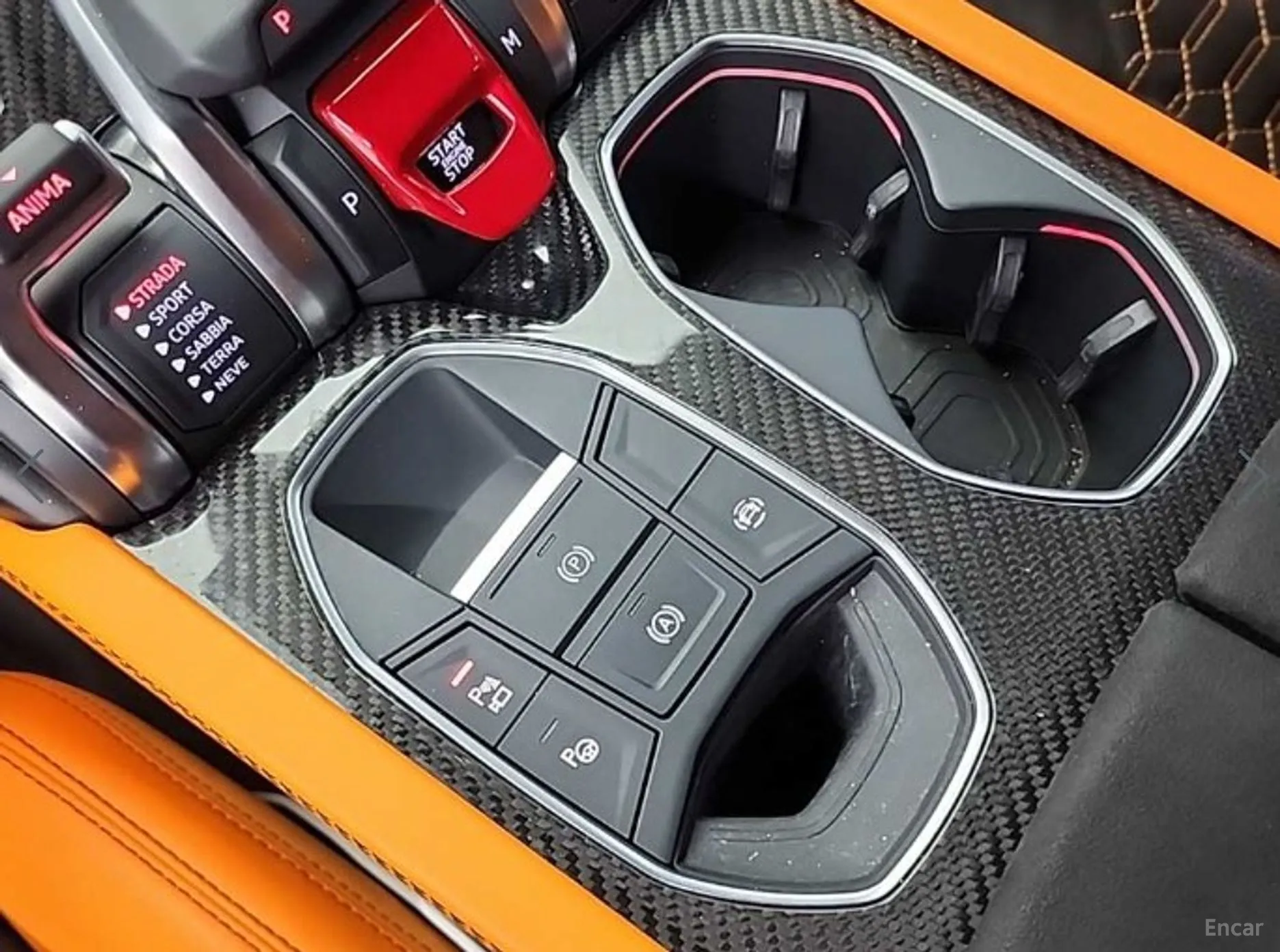 Lamborghini Urus превью 17