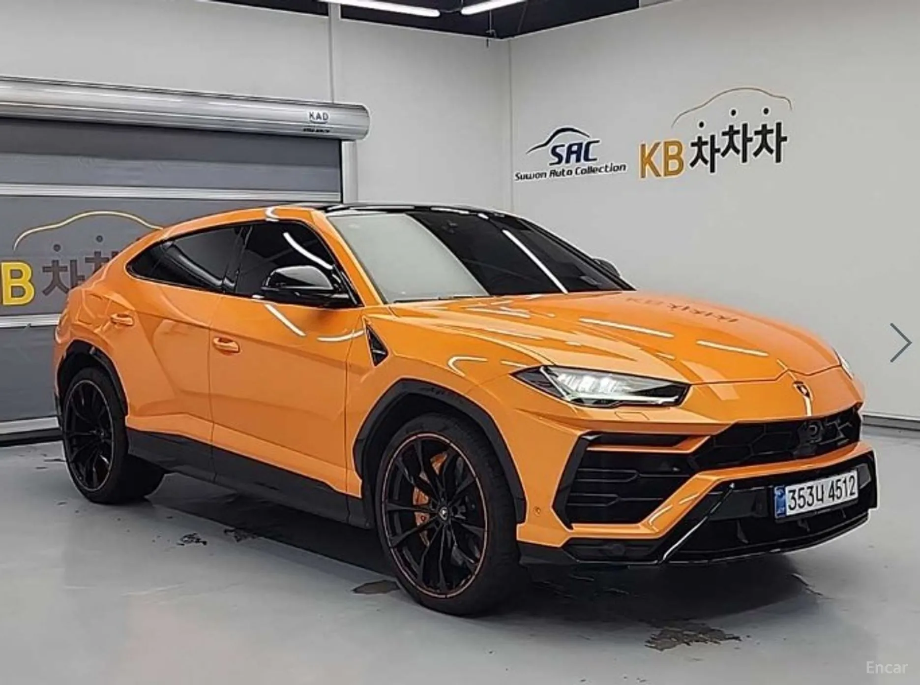 Lamborghini Urus превью 4