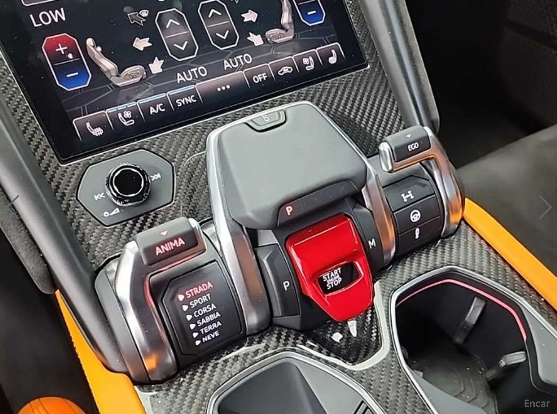 Lamborghini Urus превью 8