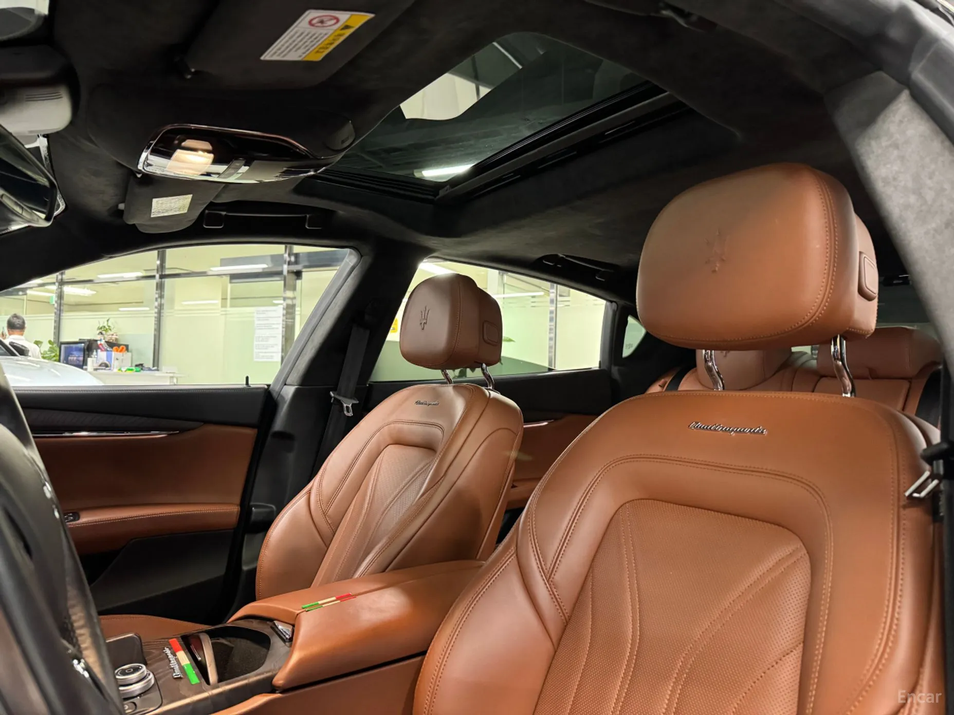 Maserati Quattroporte превью 12