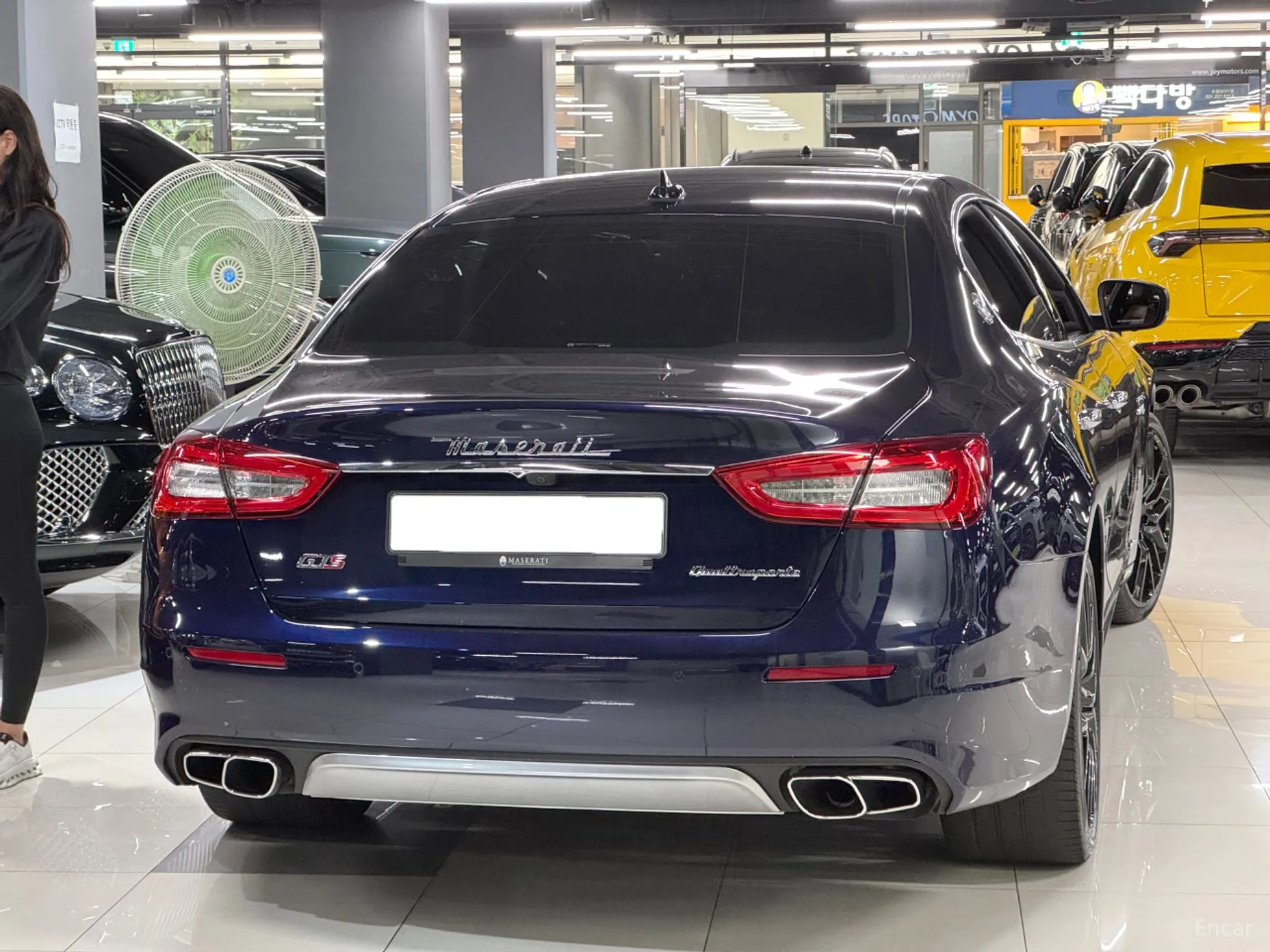 Maserati Quattroporte превью 3