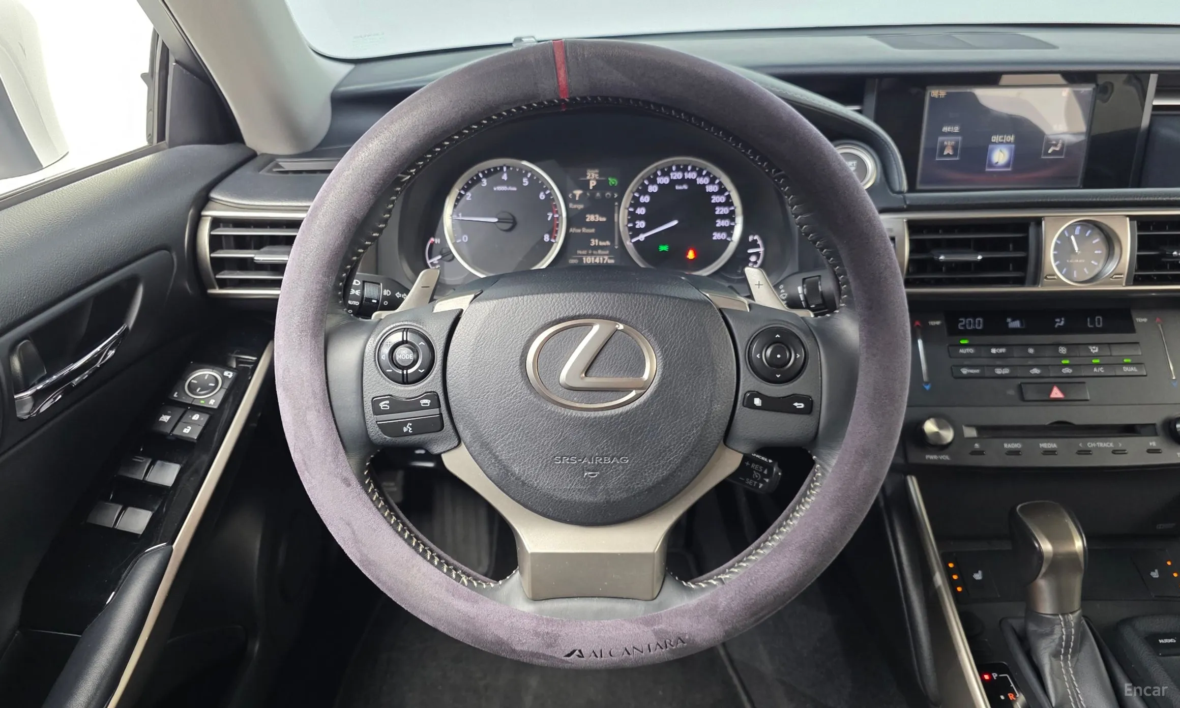 Lexus New IS250 превью 13