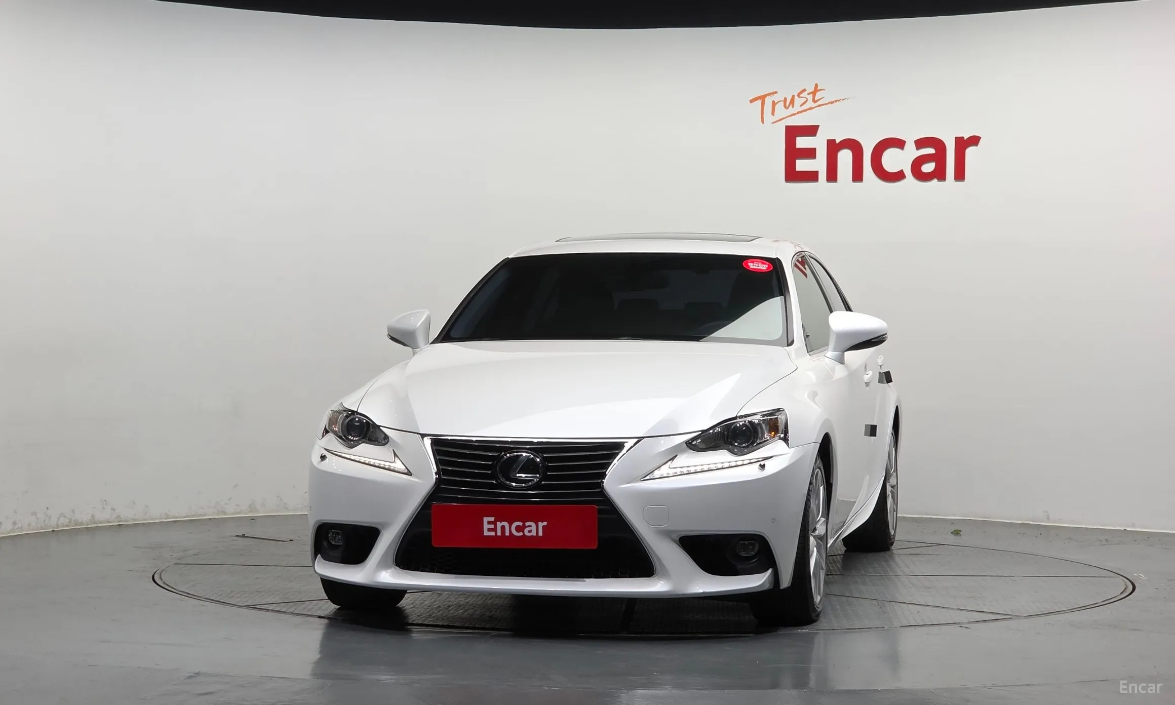 Lexus New IS250 превью 3
