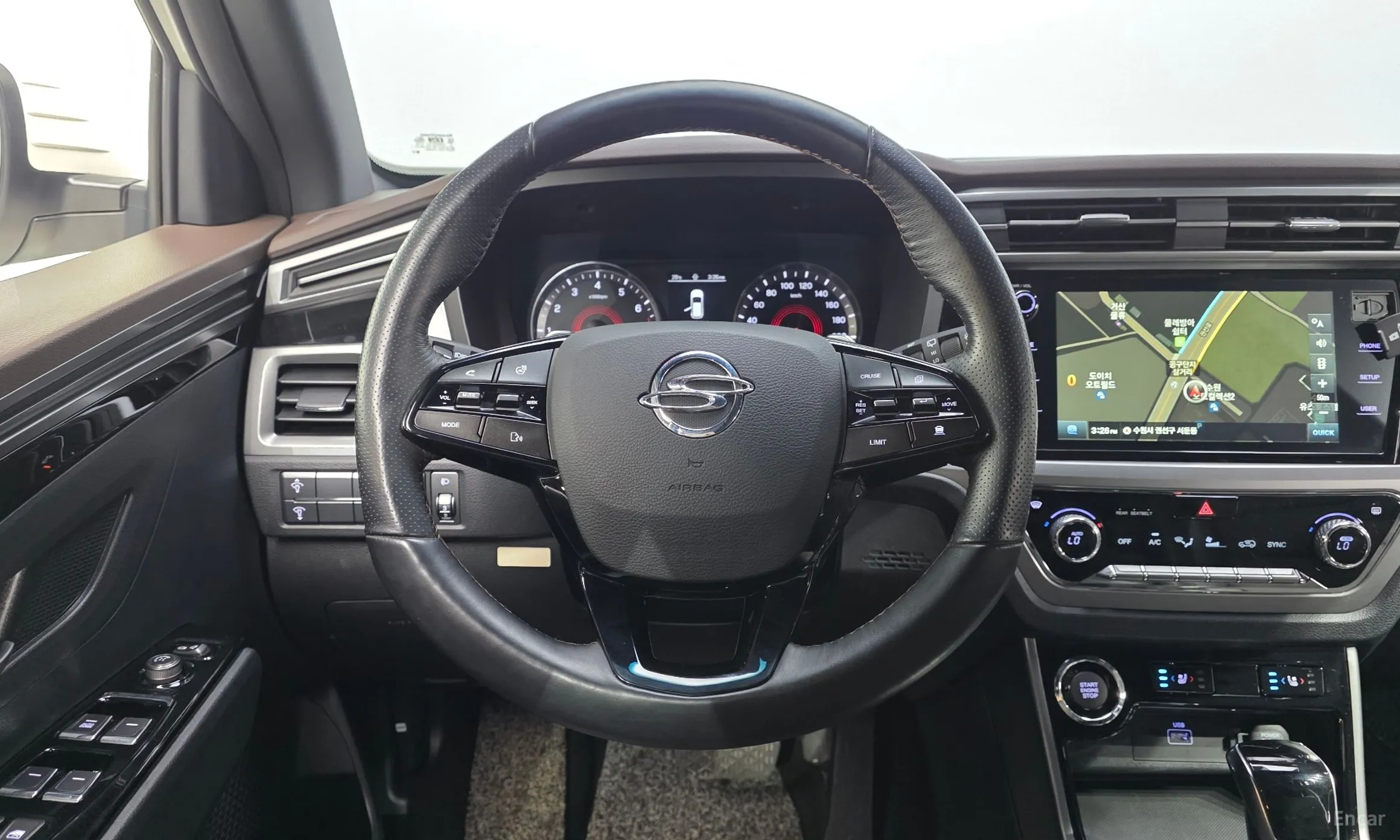 KG Mobility (SsangYong) Beautiful Korando превью 14