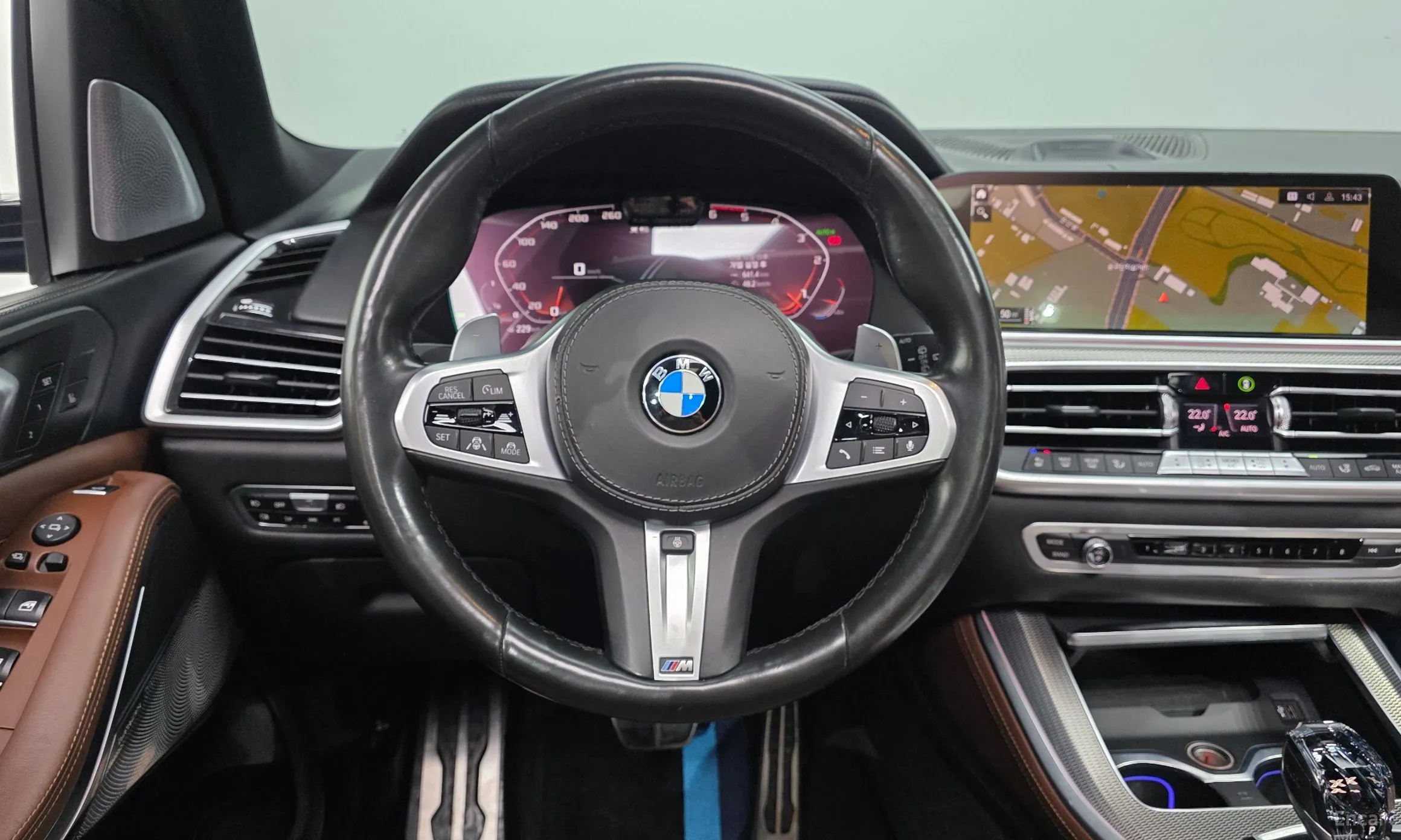 BMW X5 (G05) превью 14