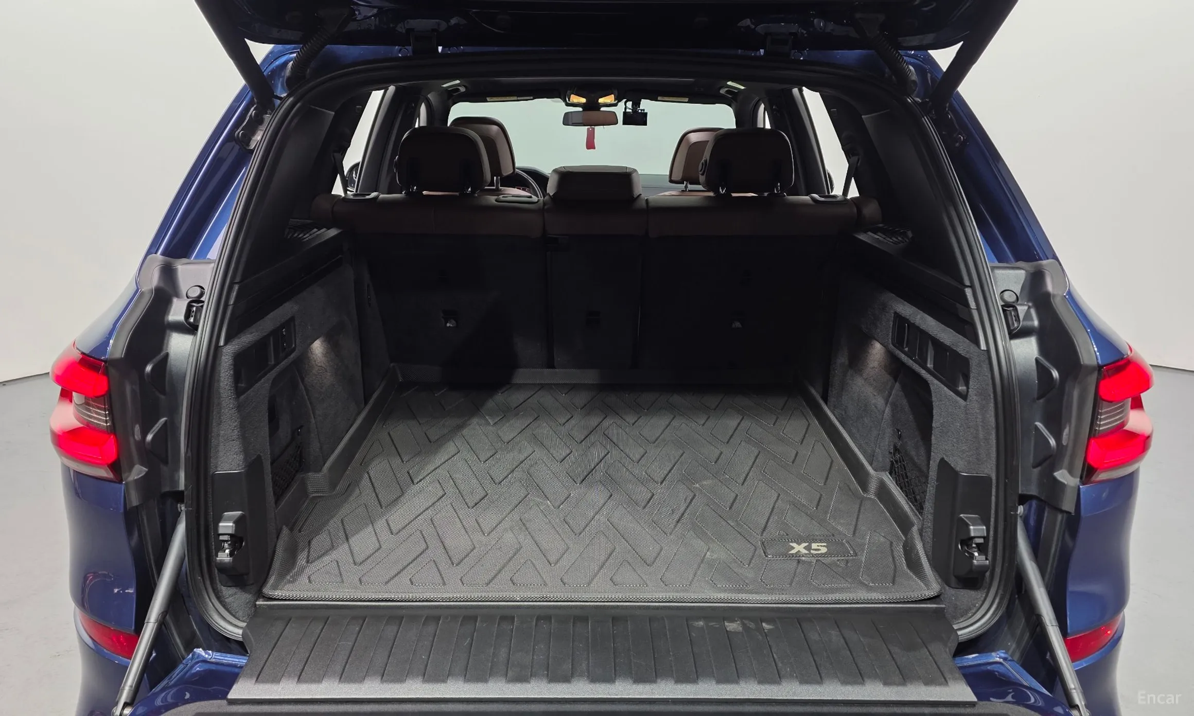 BMW X5 (G05) превью 18