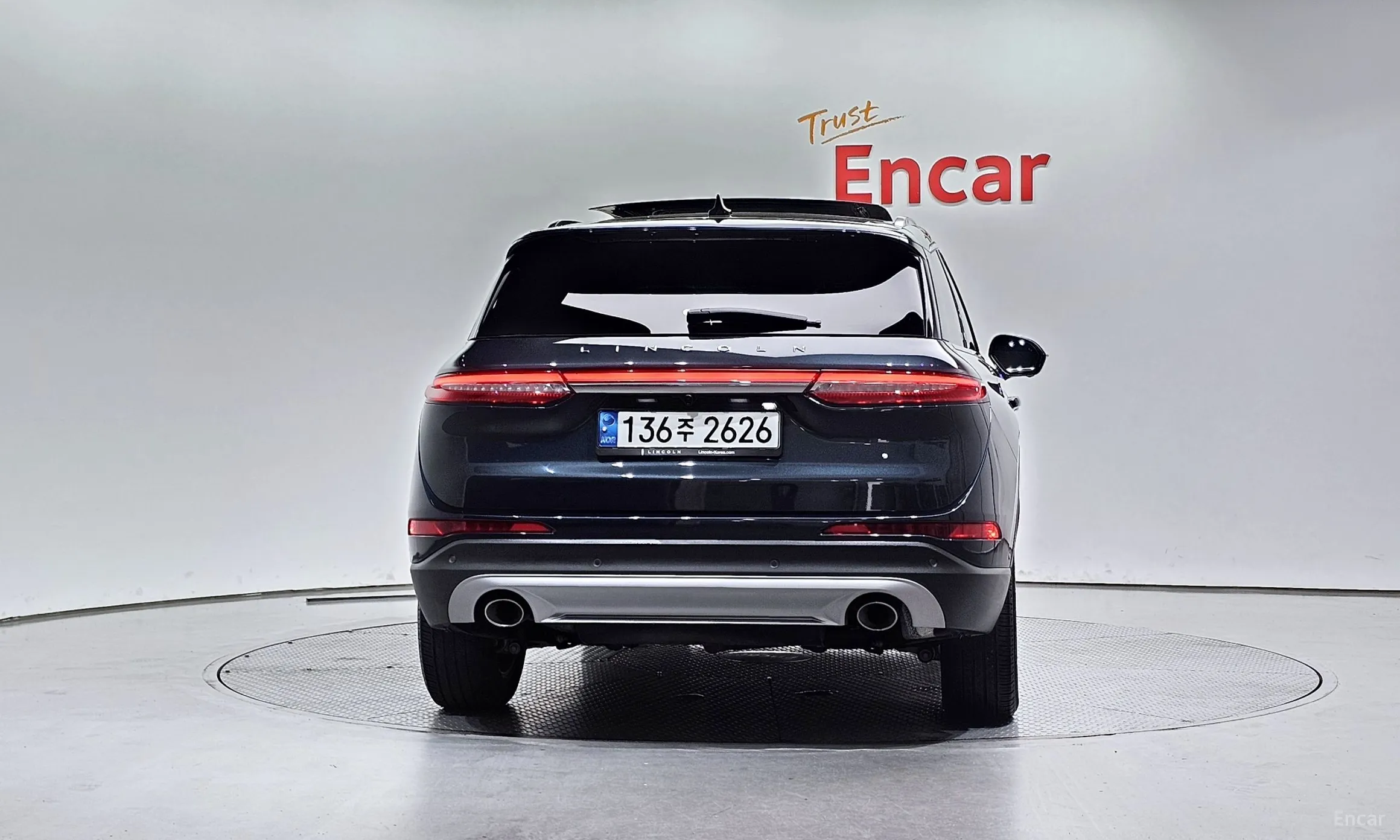 Lincoln Corsair превью 4