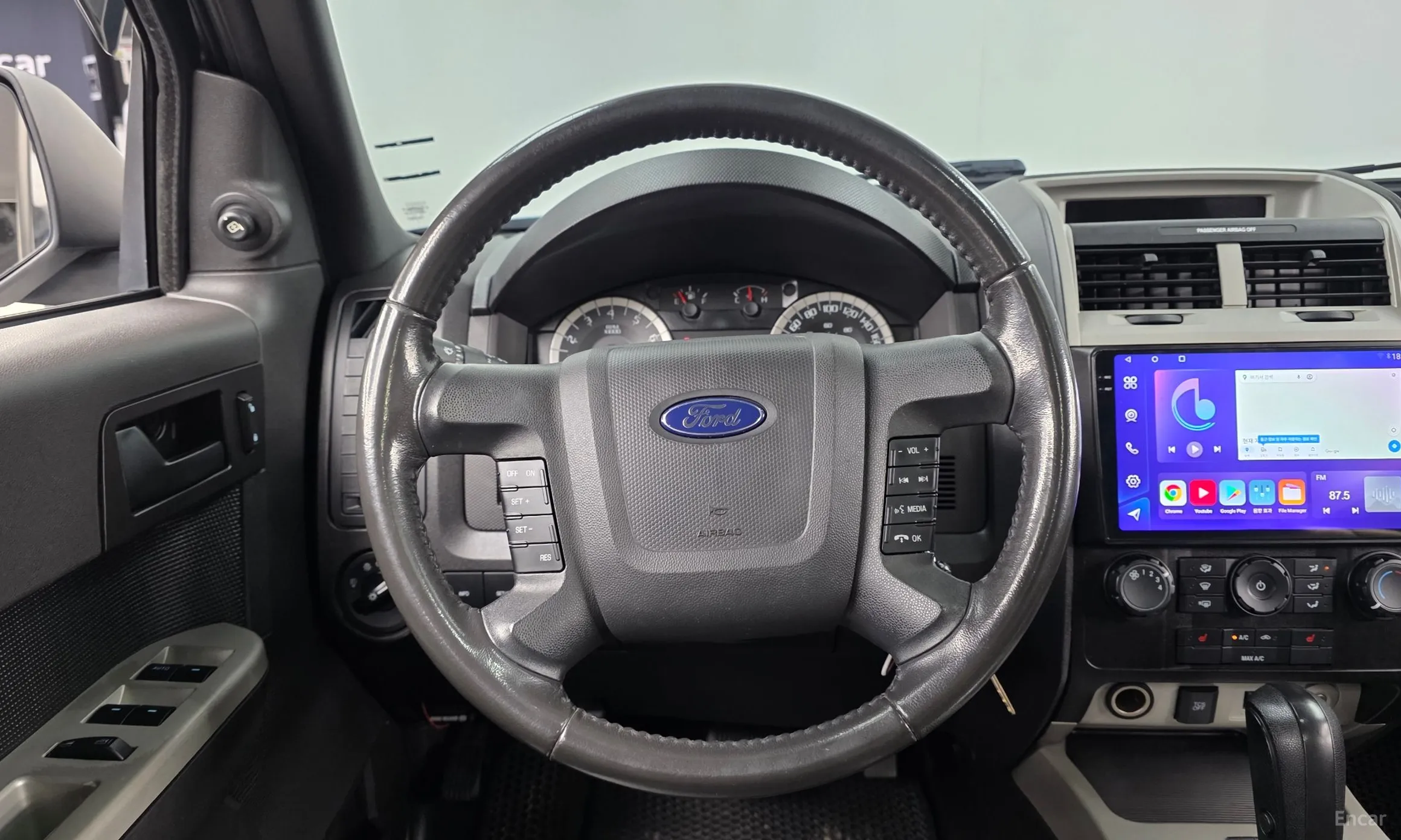 Ford Escape превью 12