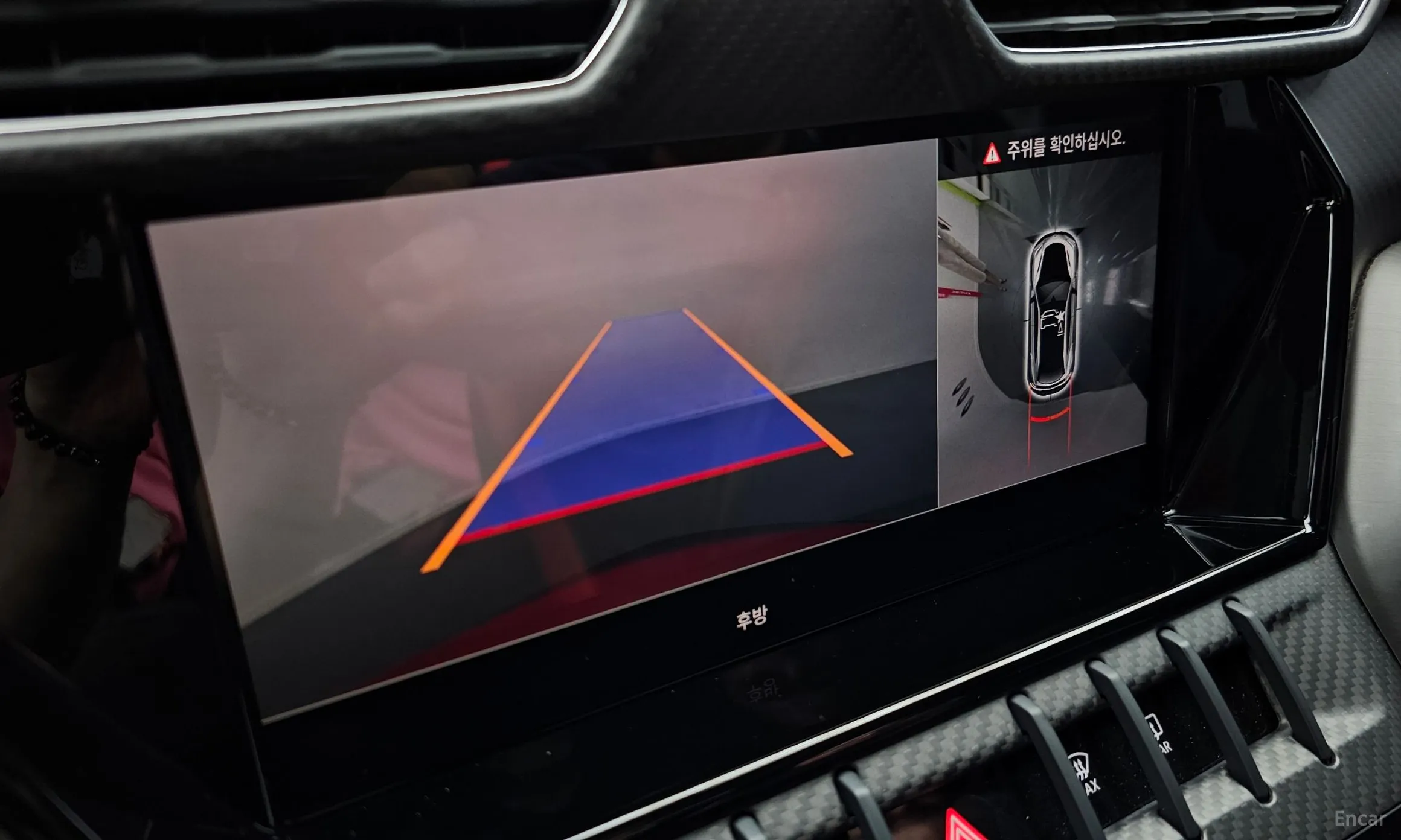 Lamborghini Urus превью 14