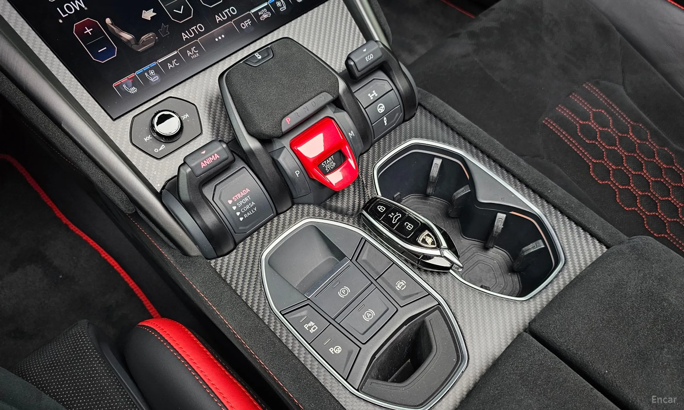 Lamborghini Urus превью 9