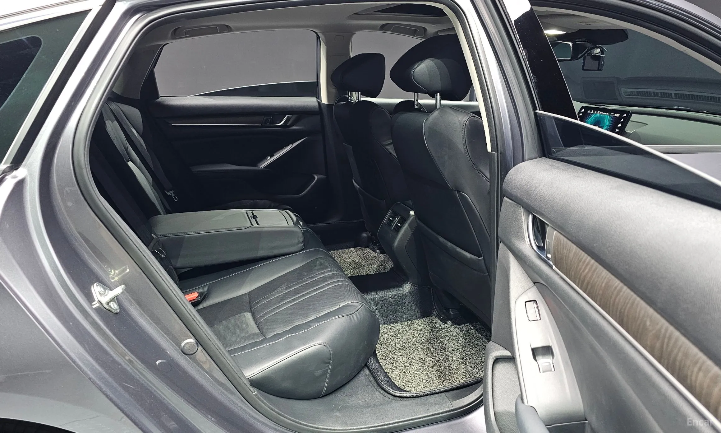Honda Accord 10th Generation превью 11