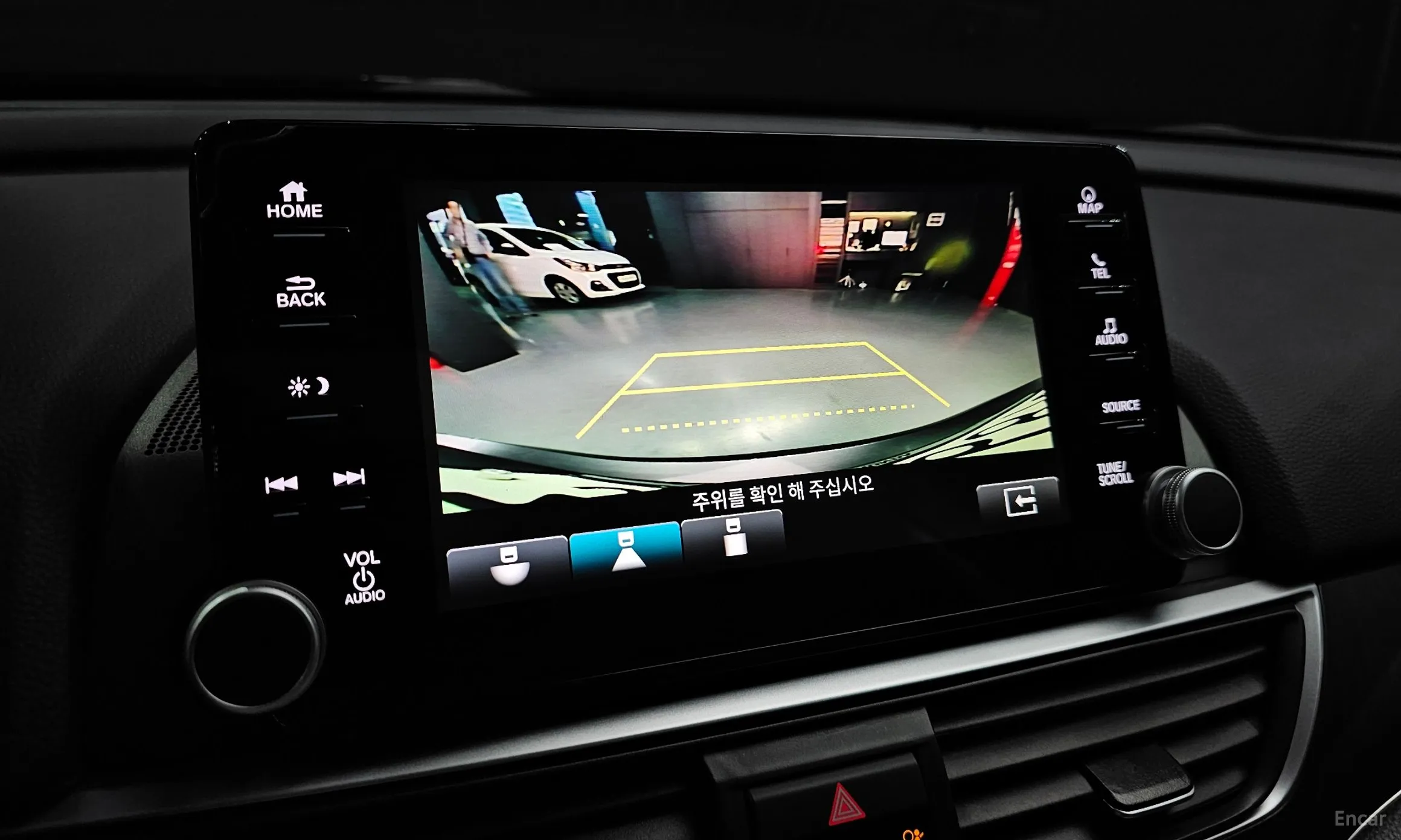 Honda Accord 10th Generation превью 14