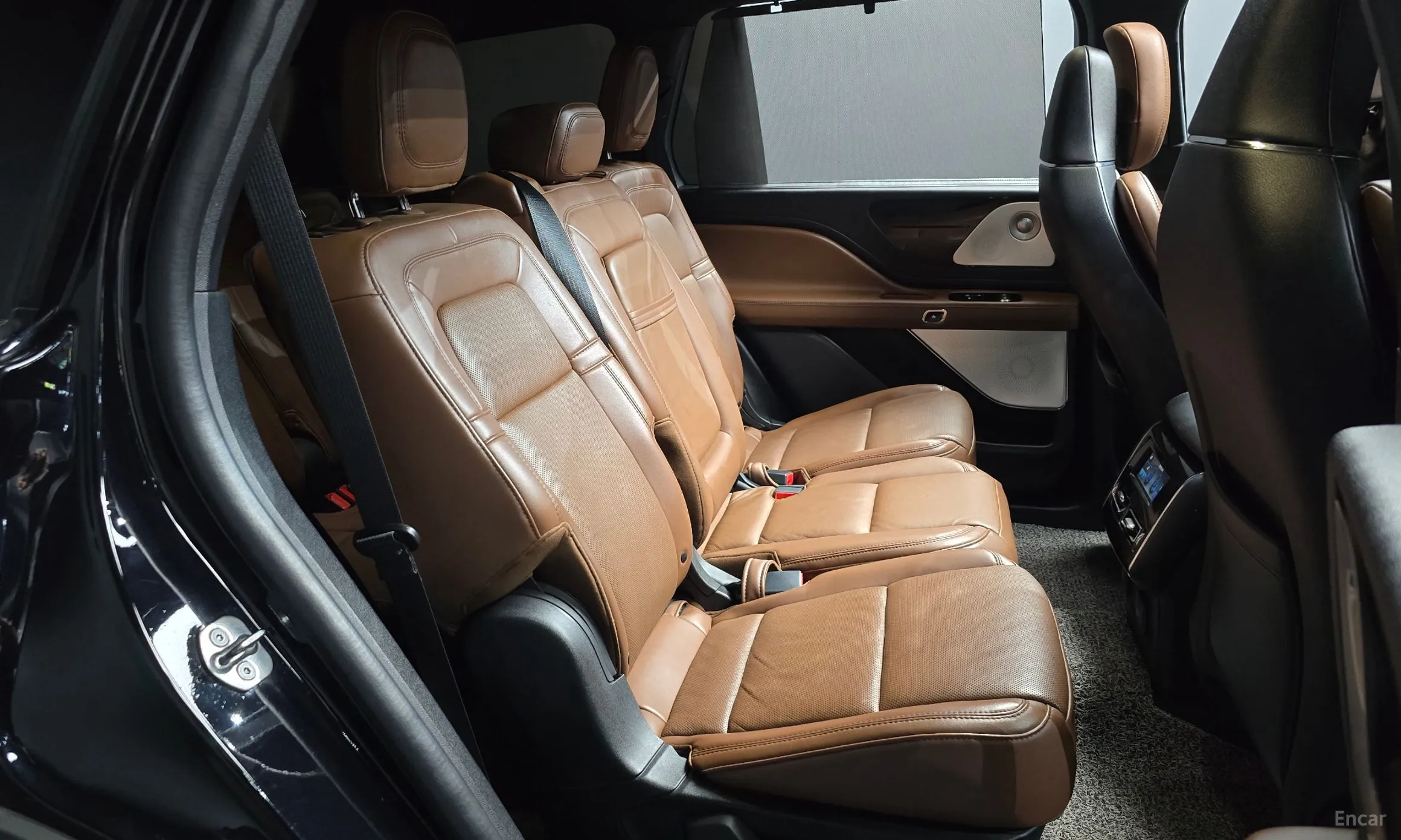 Lincoln Aviator 2nd Generation превью 11