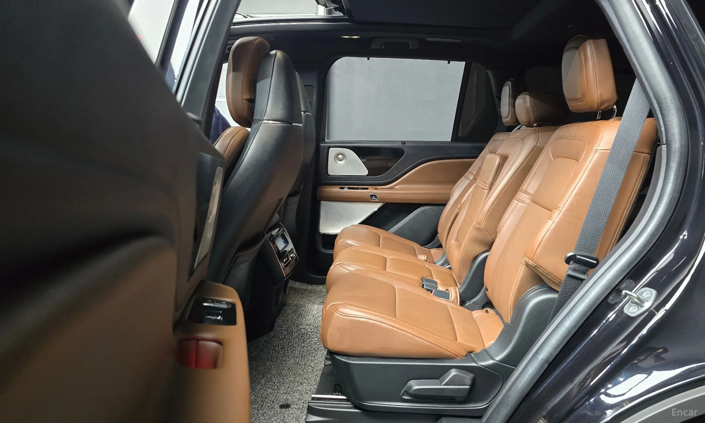 Lincoln Aviator 2nd Generation превью 12