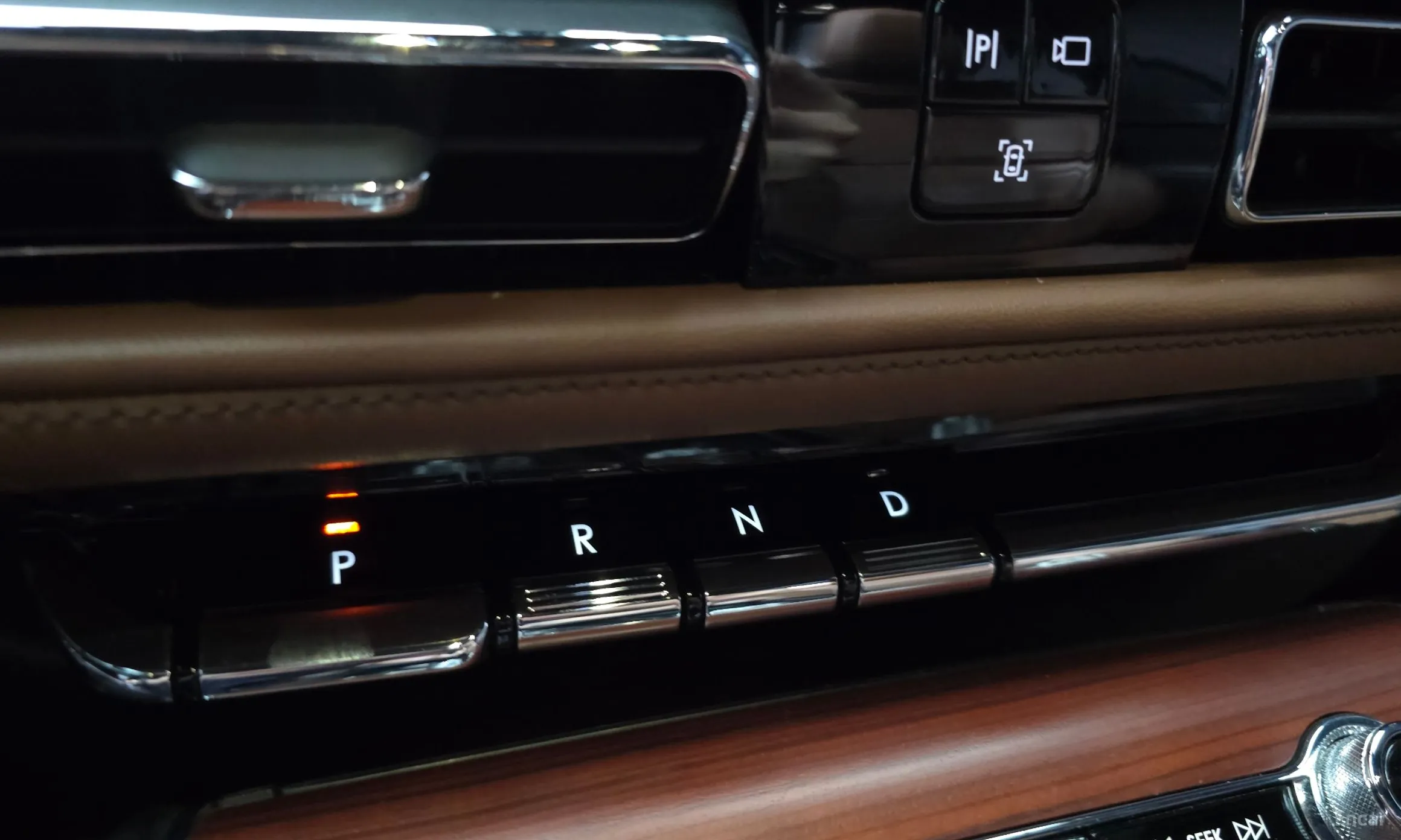 Lincoln Aviator 2nd Generation превью 9