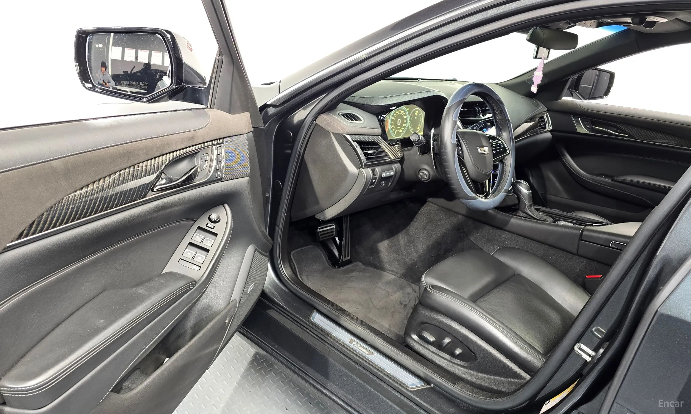 Cadillac CTS Gen 3 превью 10