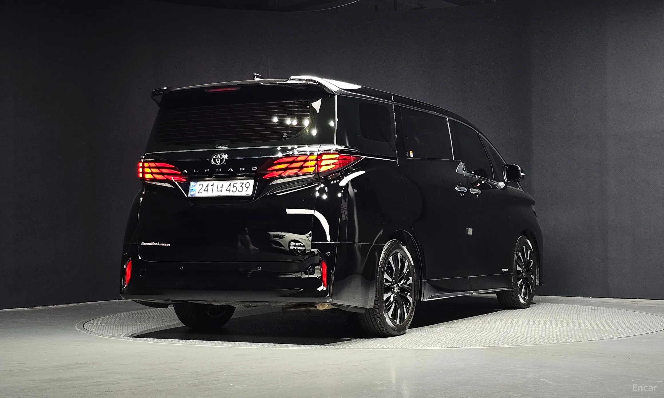 Toyota Alphard 4th Generation превью 2