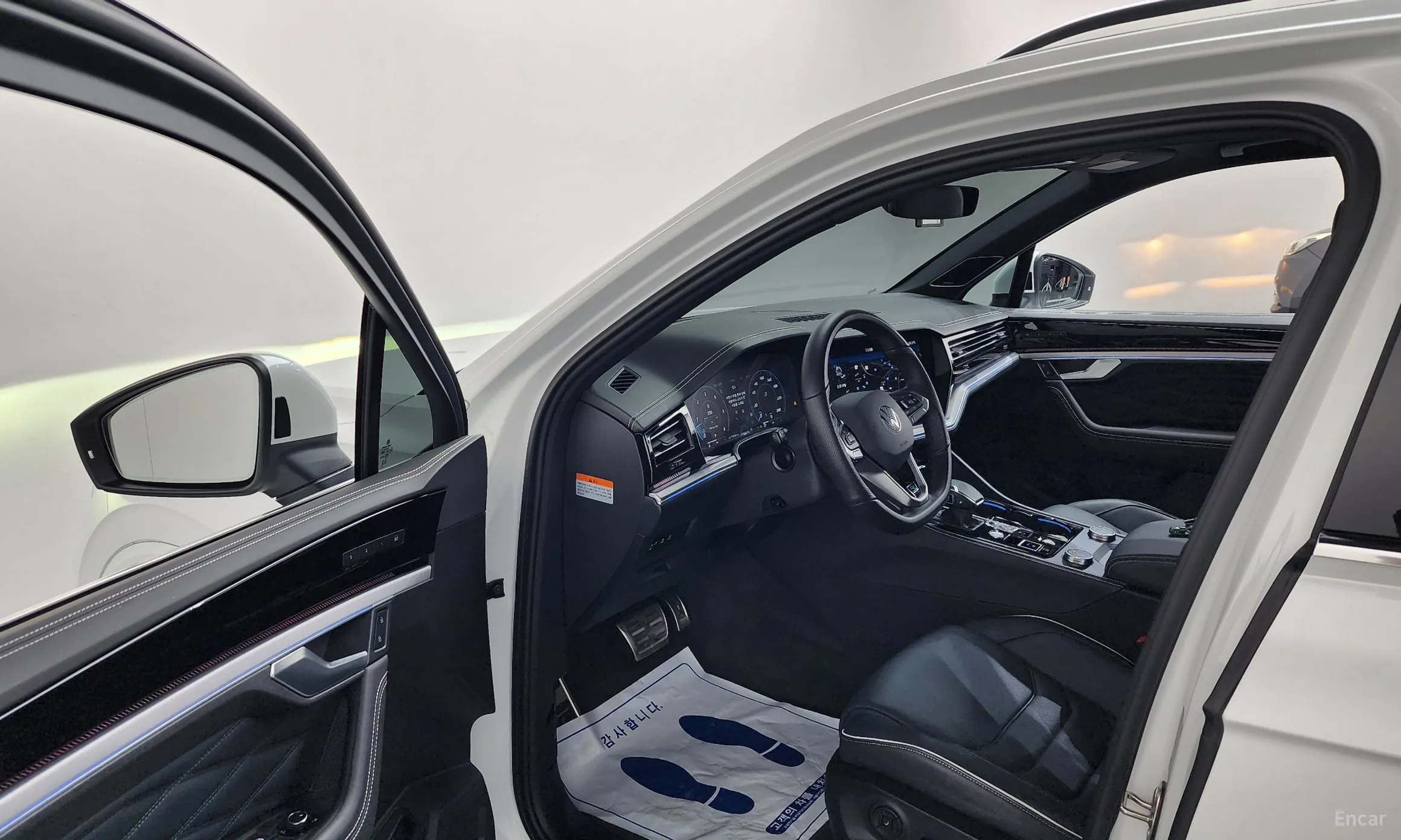 Volkswagen Touareg 3rd Generation превью 10