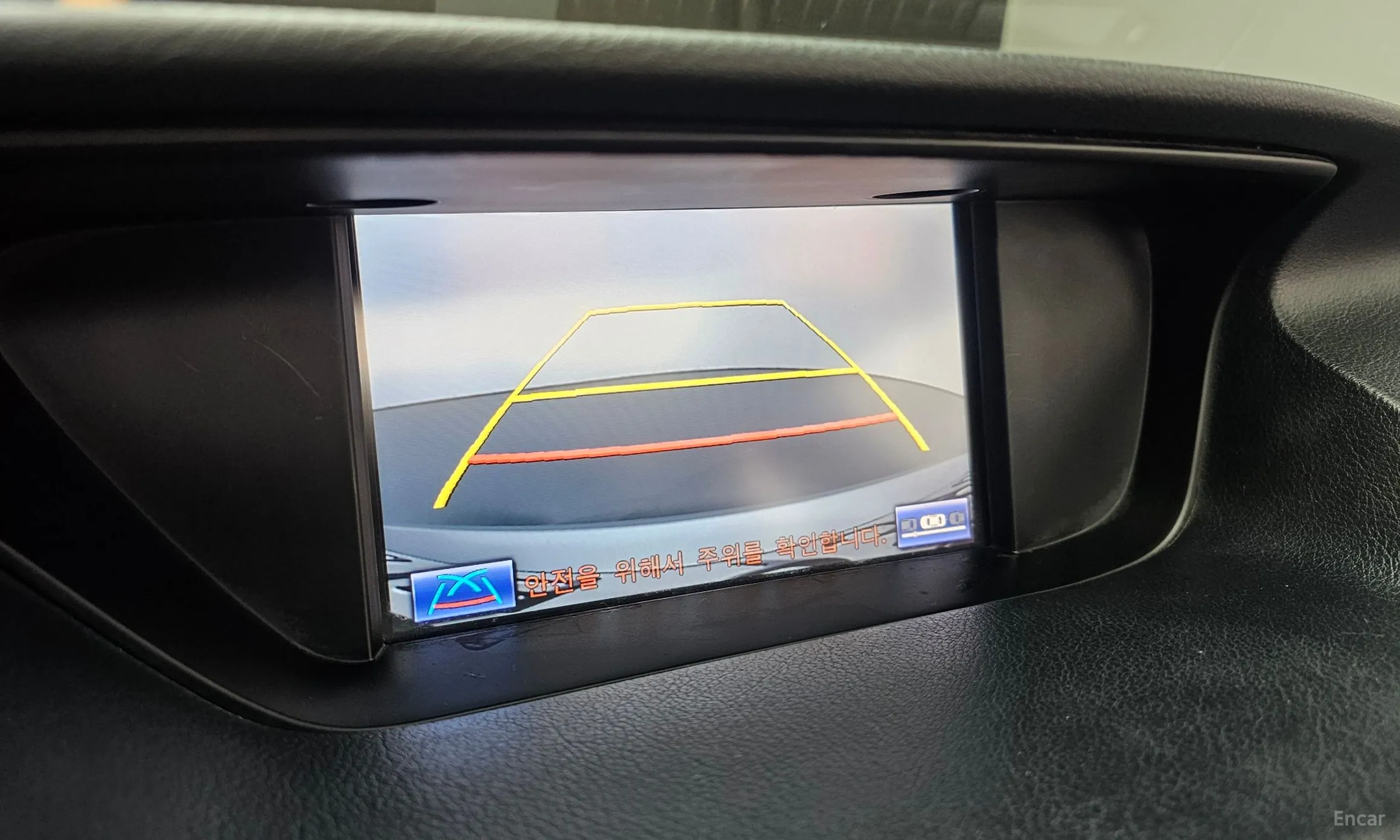 Lexus New ES300h превью 15