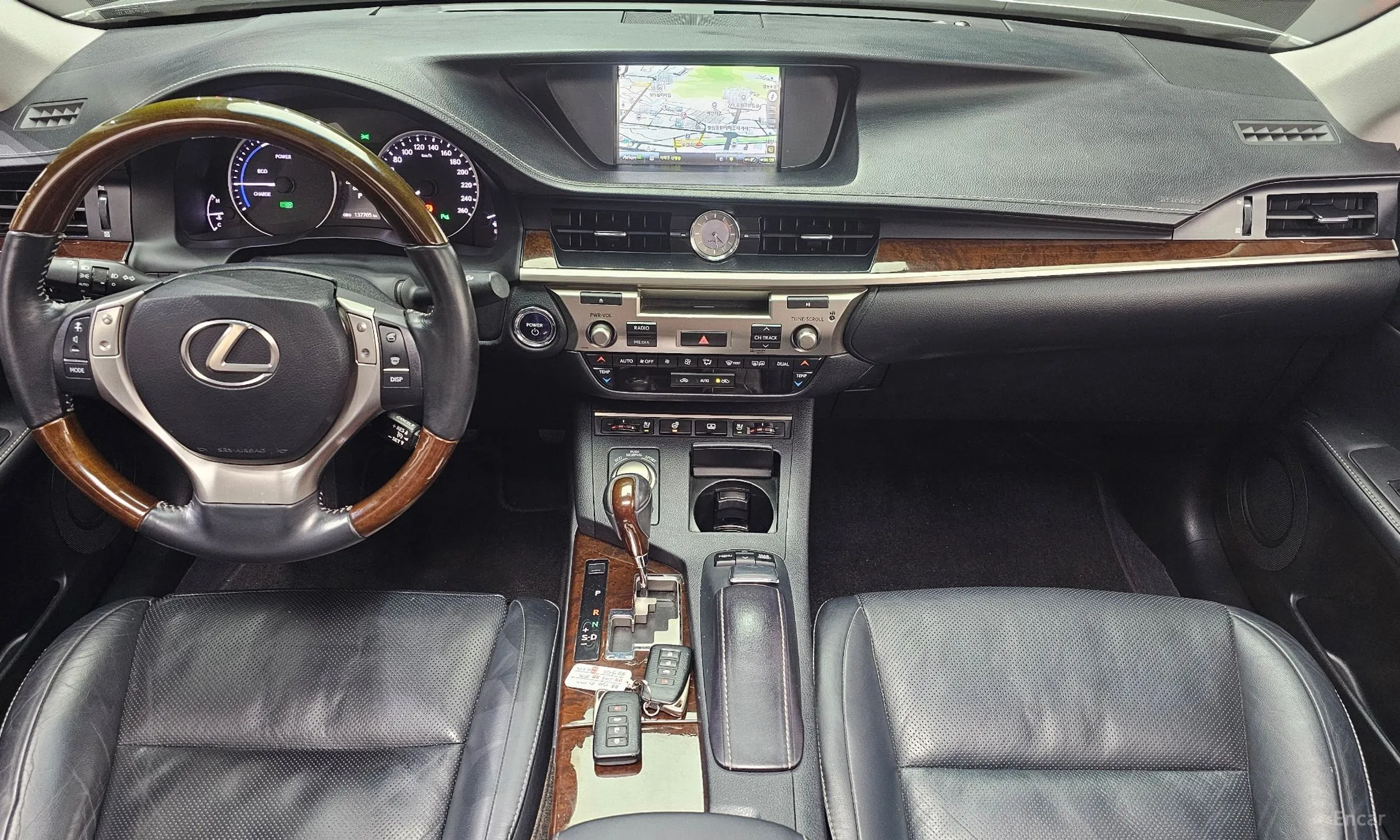 Lexus New ES300h превью 7