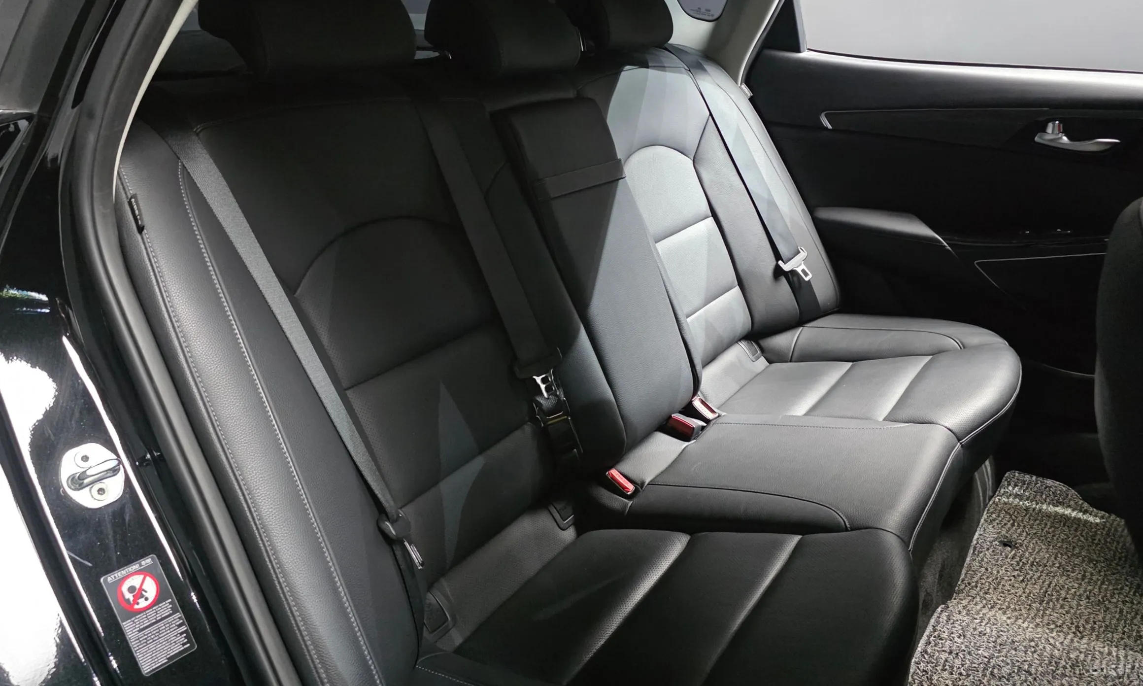Kia K7 Premier превью 11