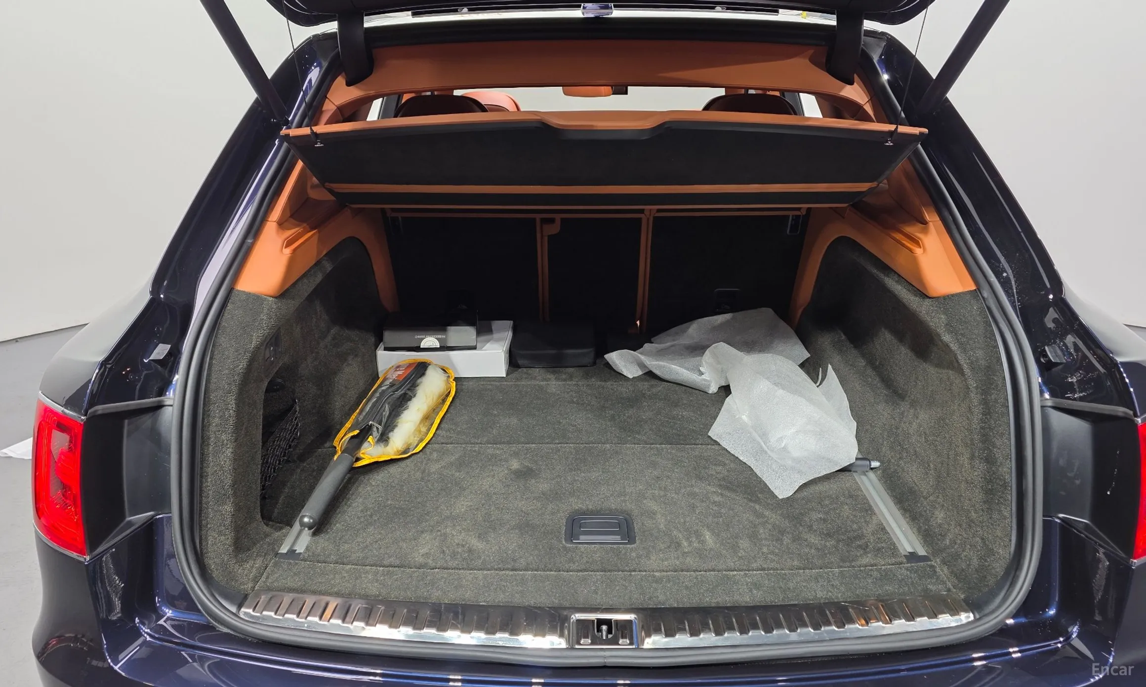 Bentley Bentayga превью 18