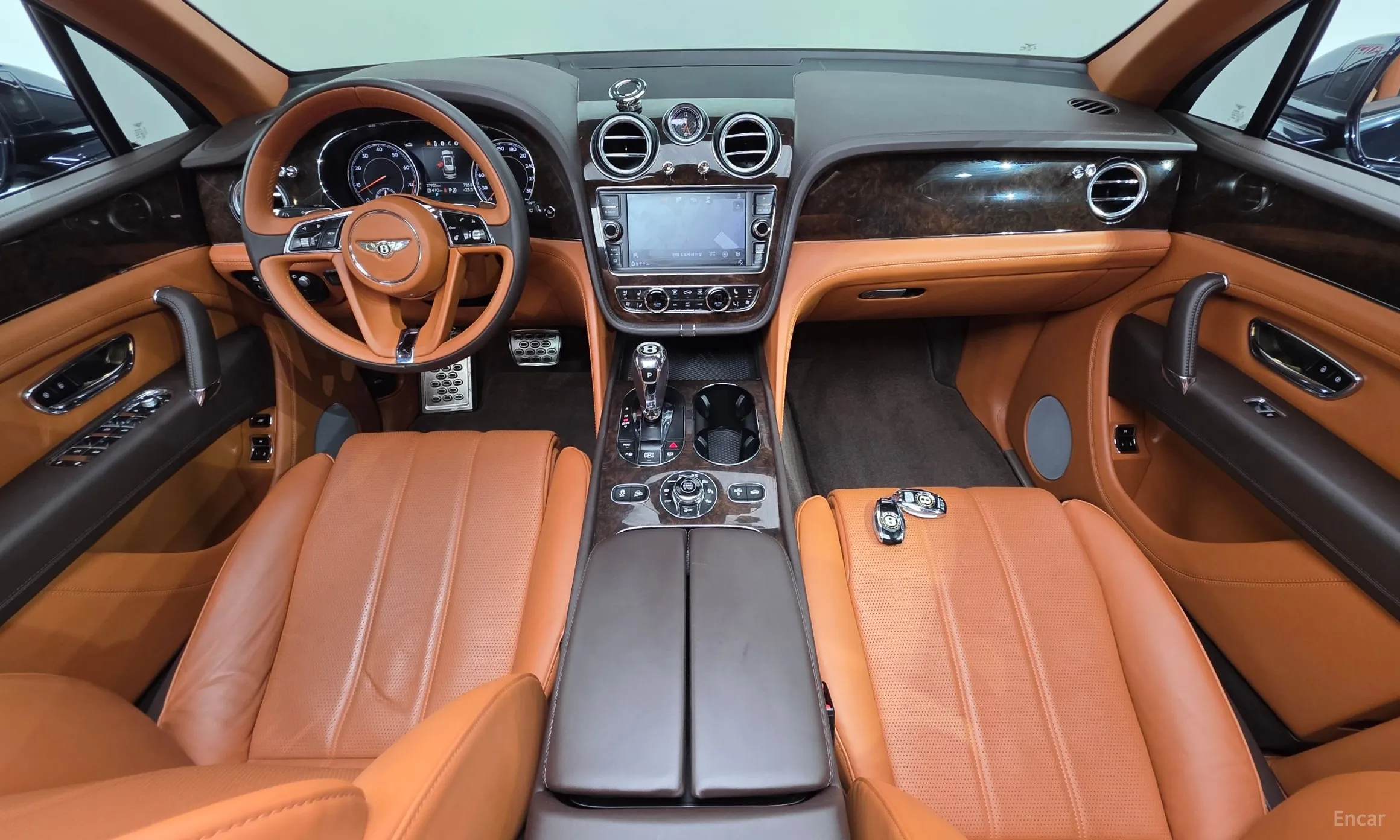 Bentley Bentayga превью 7
