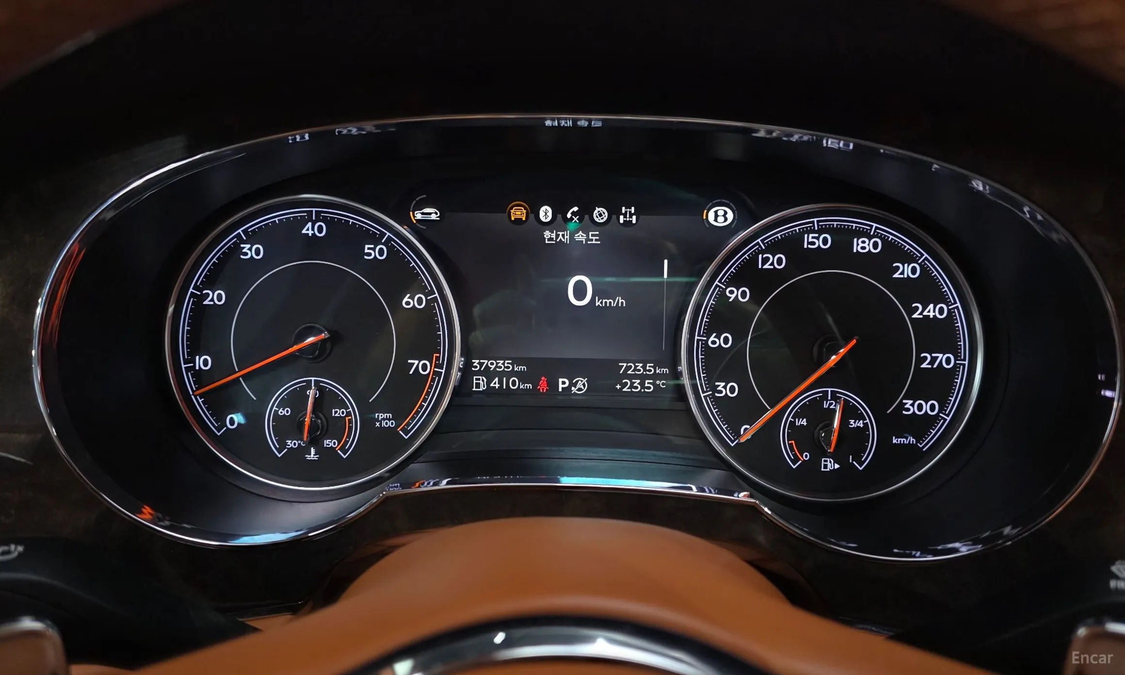 Bentley Bentayga превью 8