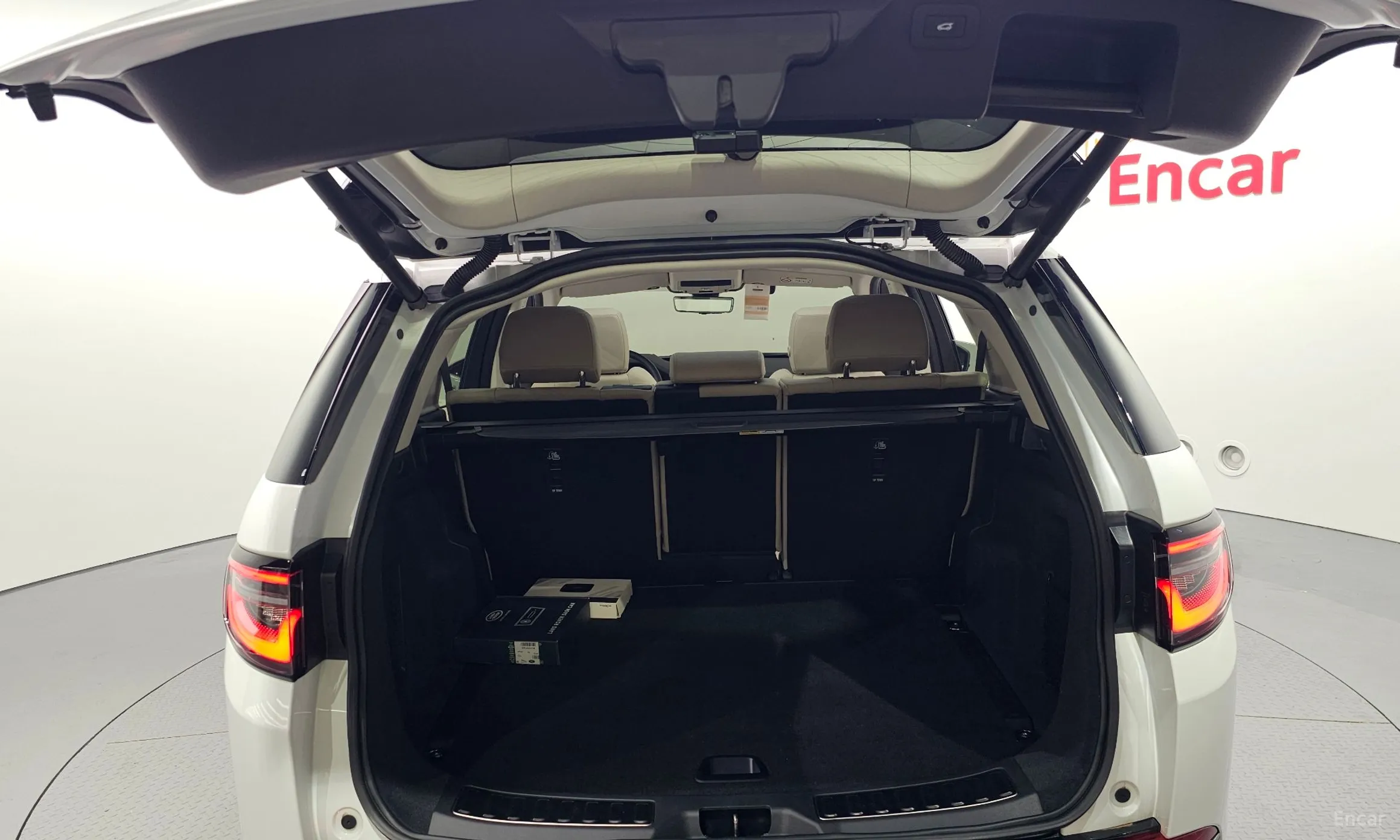 Land Rover Discovery Sports превью 20