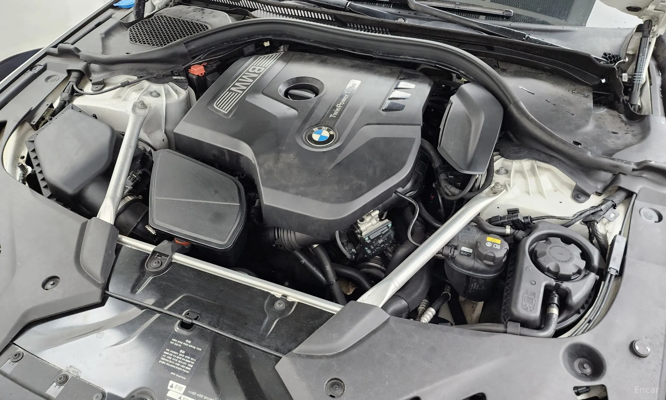 BMW 5 Series (G30) превью 6
