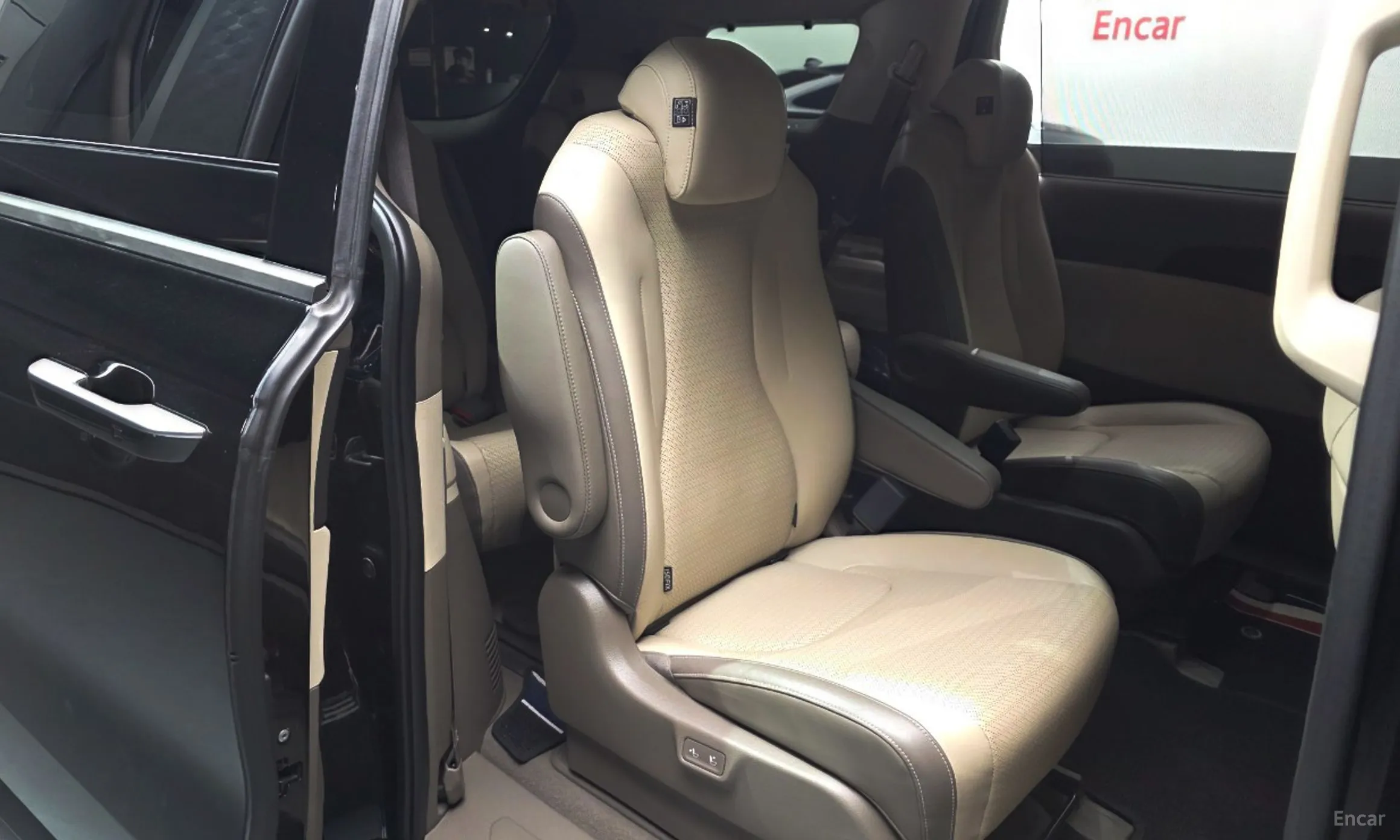 Kia Carnival Gen 4 превью 12