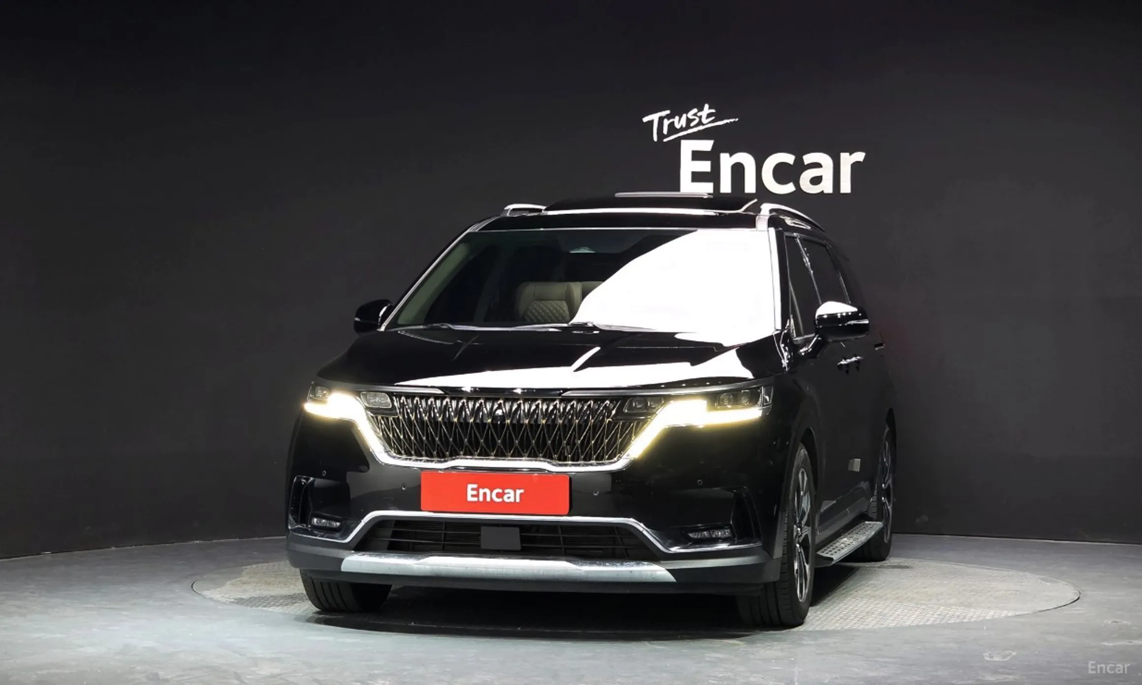 Kia Carnival Gen 4 превью 3