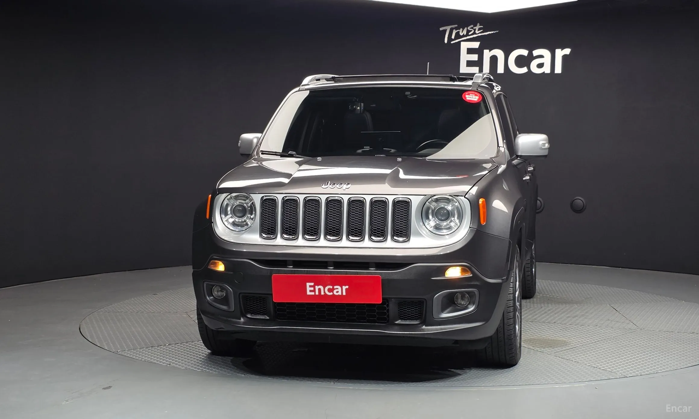 Jeep Renegade превью 3