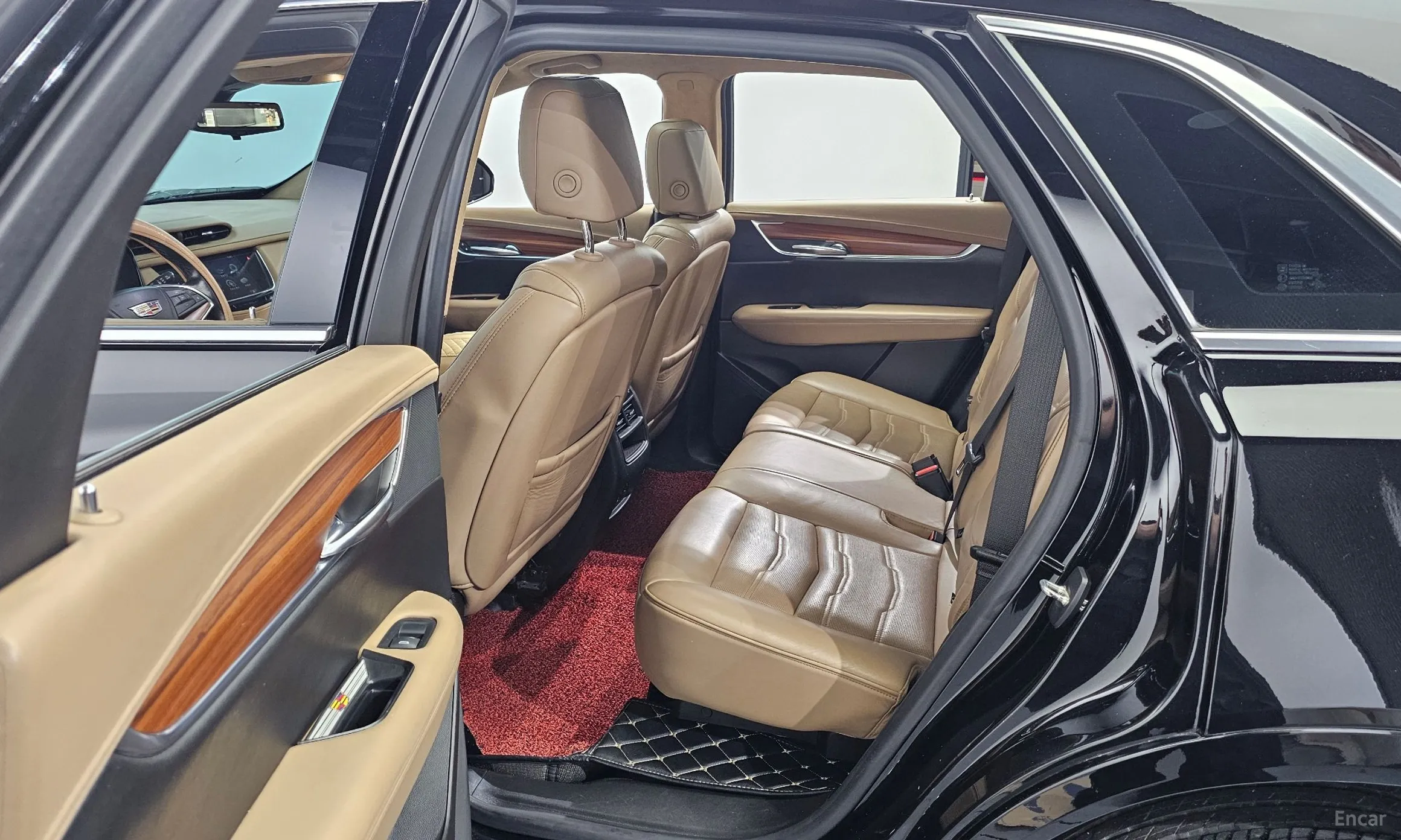 Cadillac XT5 превью 11