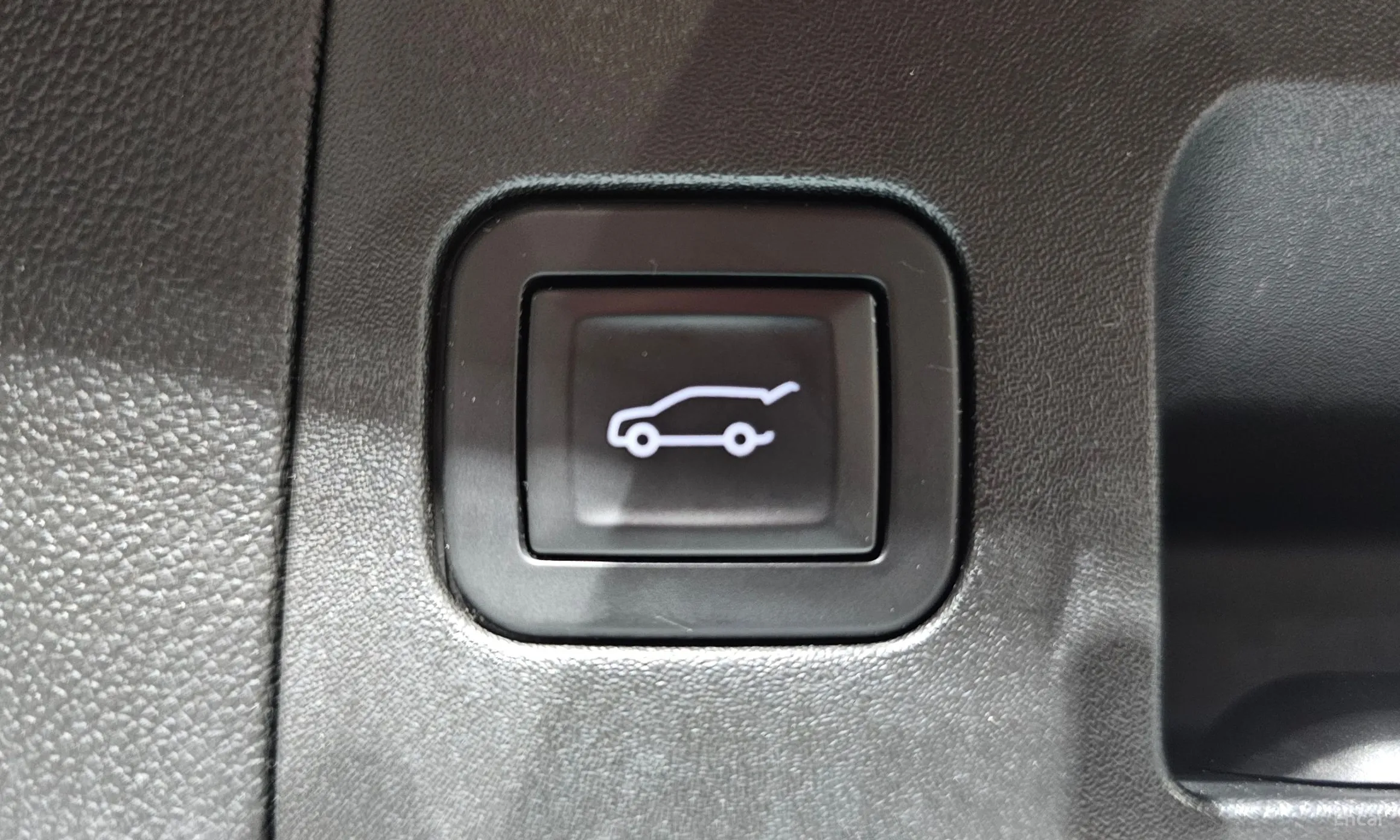 Cadillac XT5 превью 19