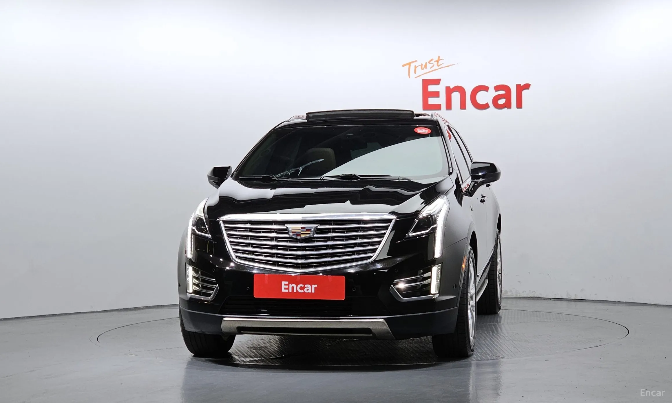Cadillac XT5 превью 3