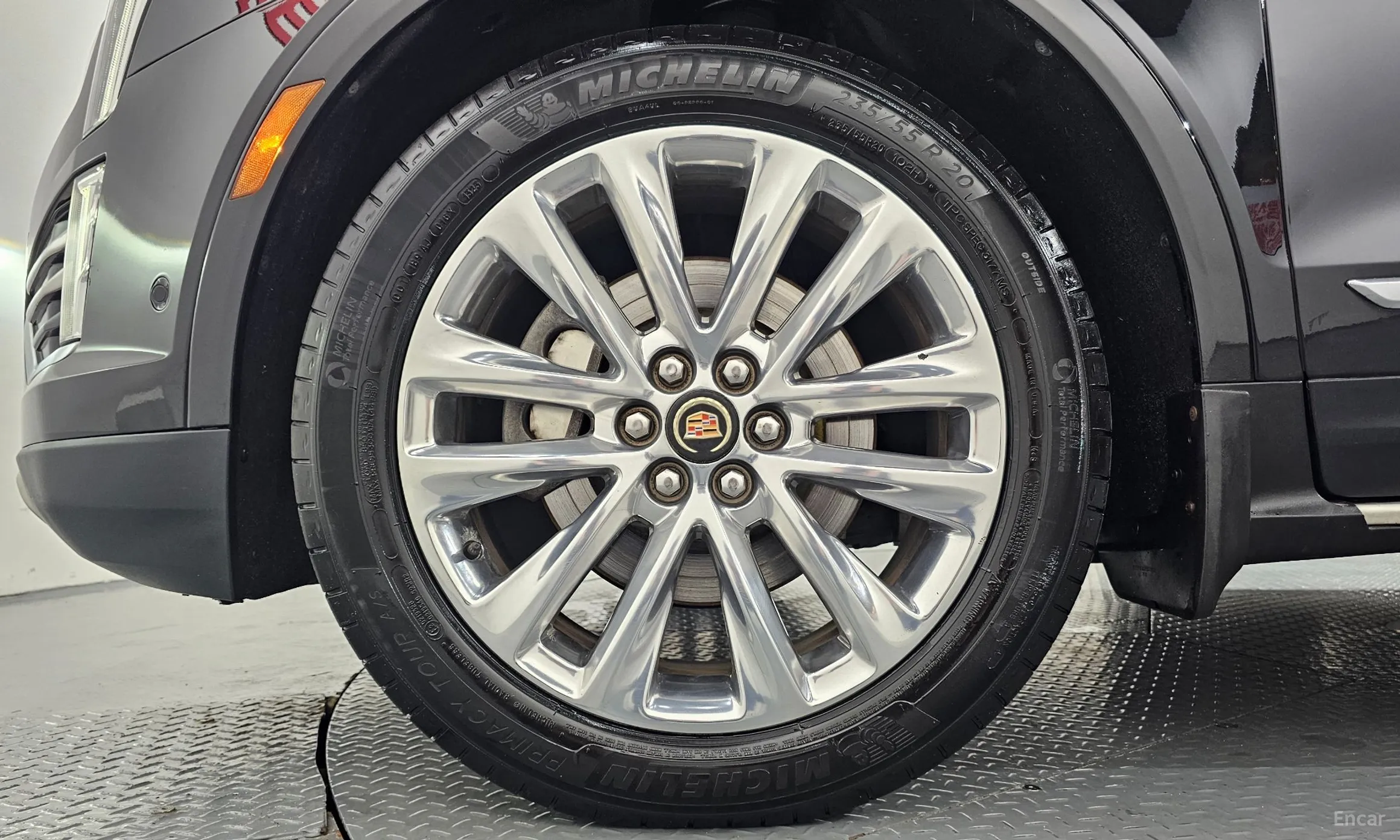 Cadillac XT5 превью 5