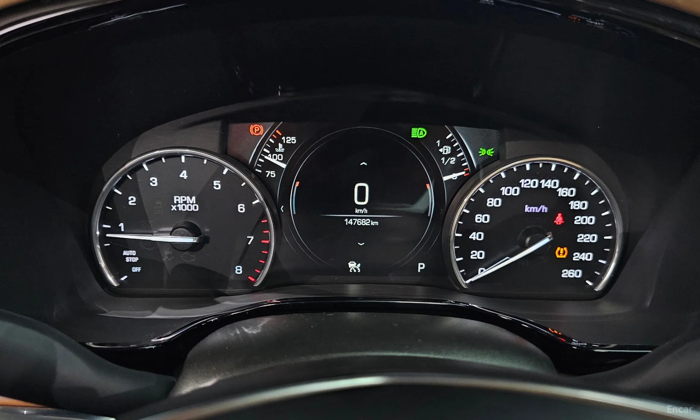 Cadillac XT5 превью 8