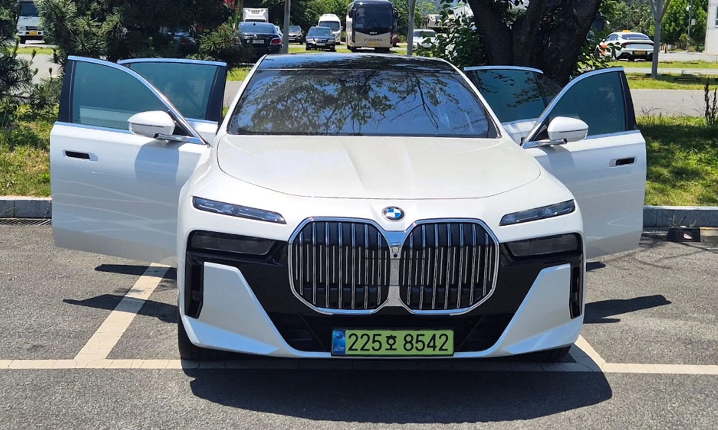 BMW 7 Series (G70)