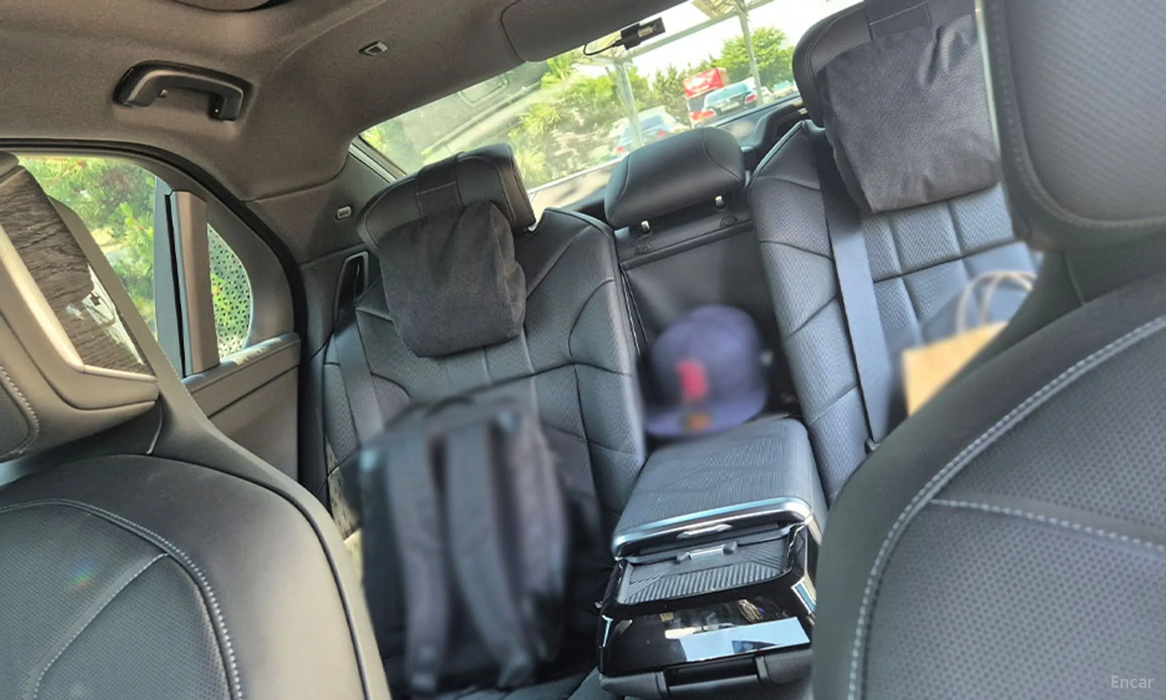 BMW 7 Series (G70) превью 18