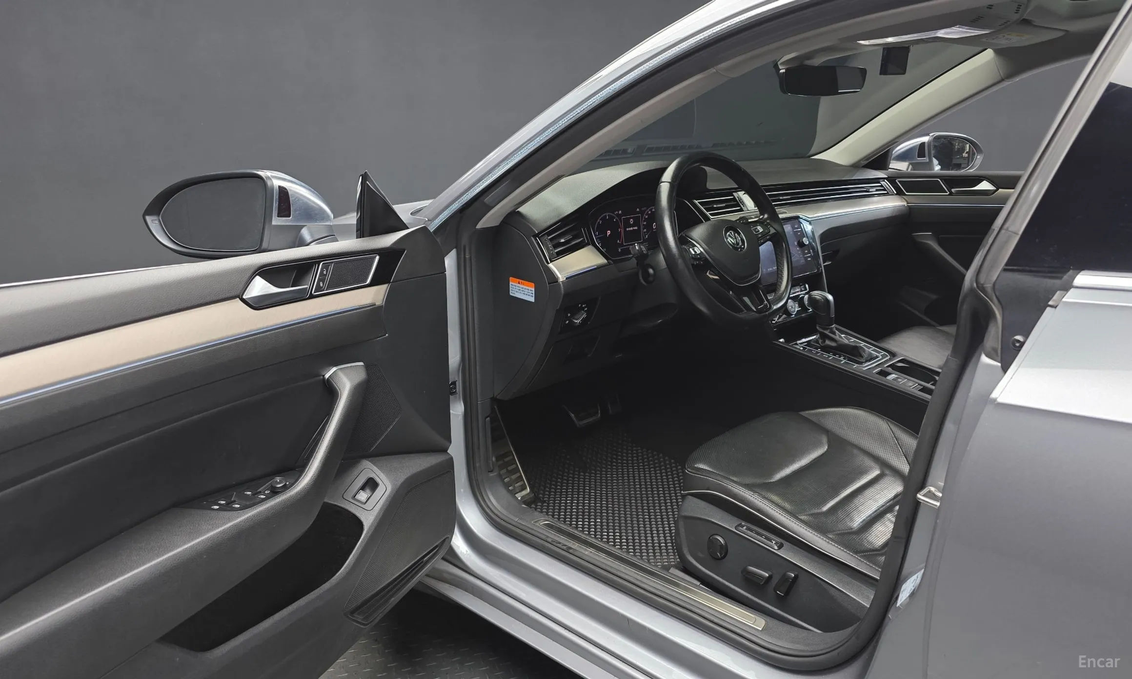 Volkswagen Ateon превью 10