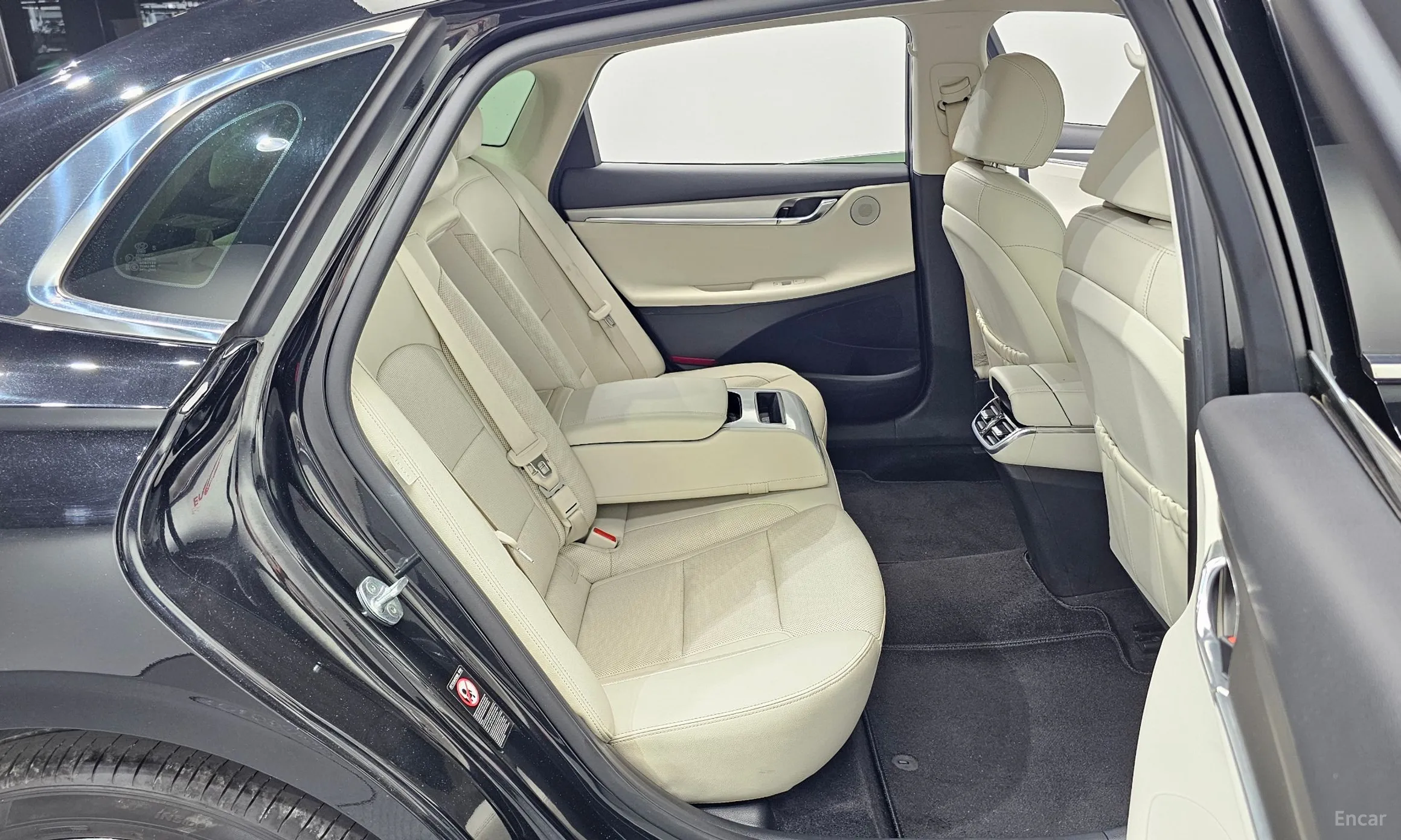 Hyundai Grandeur IG превью 12