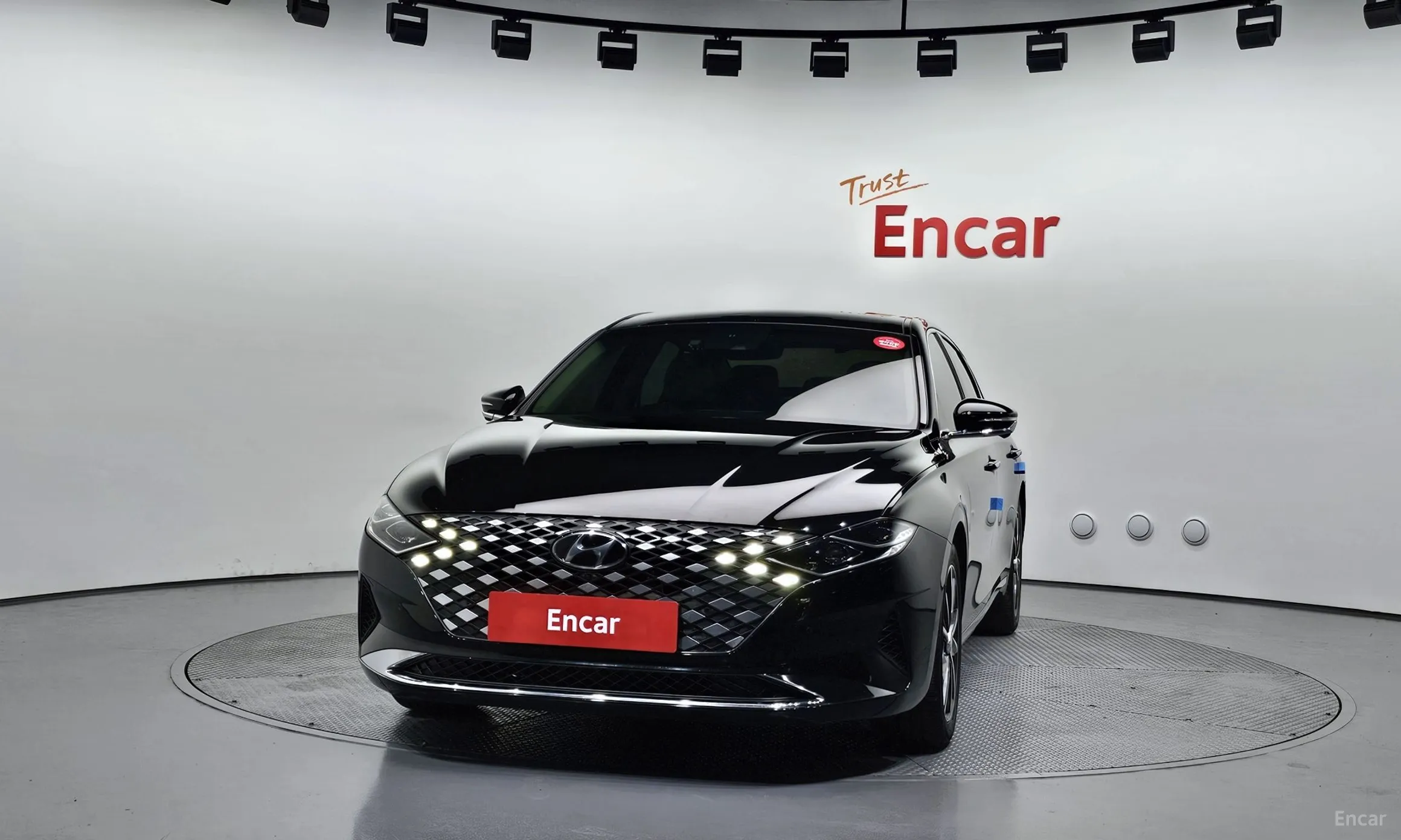 Hyundai Grandeur IG превью 3