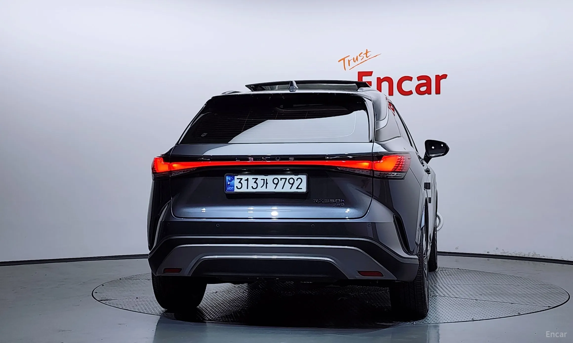 Lexus RX350h 5th Generation превью 4