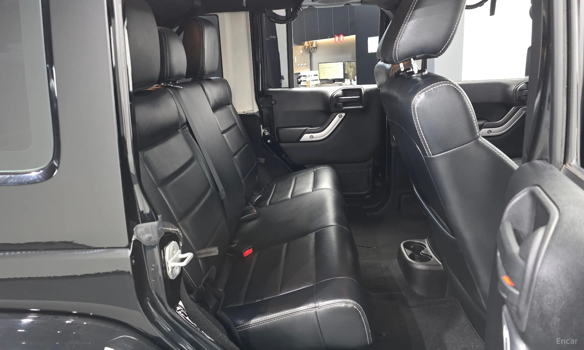 Jeep Wrangler (JK) превью 12