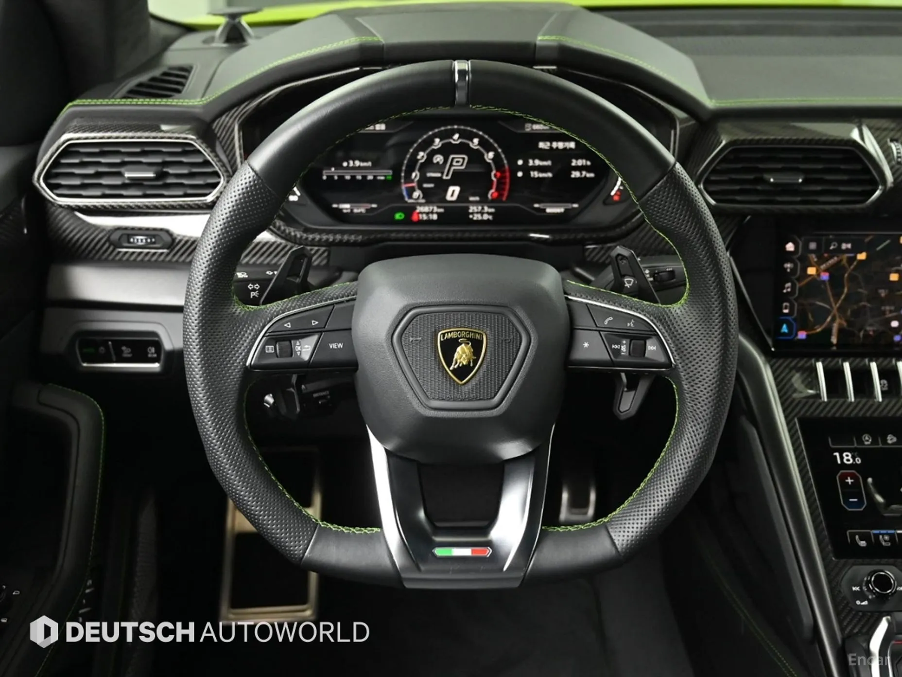 Lamborghini Urus превью 13