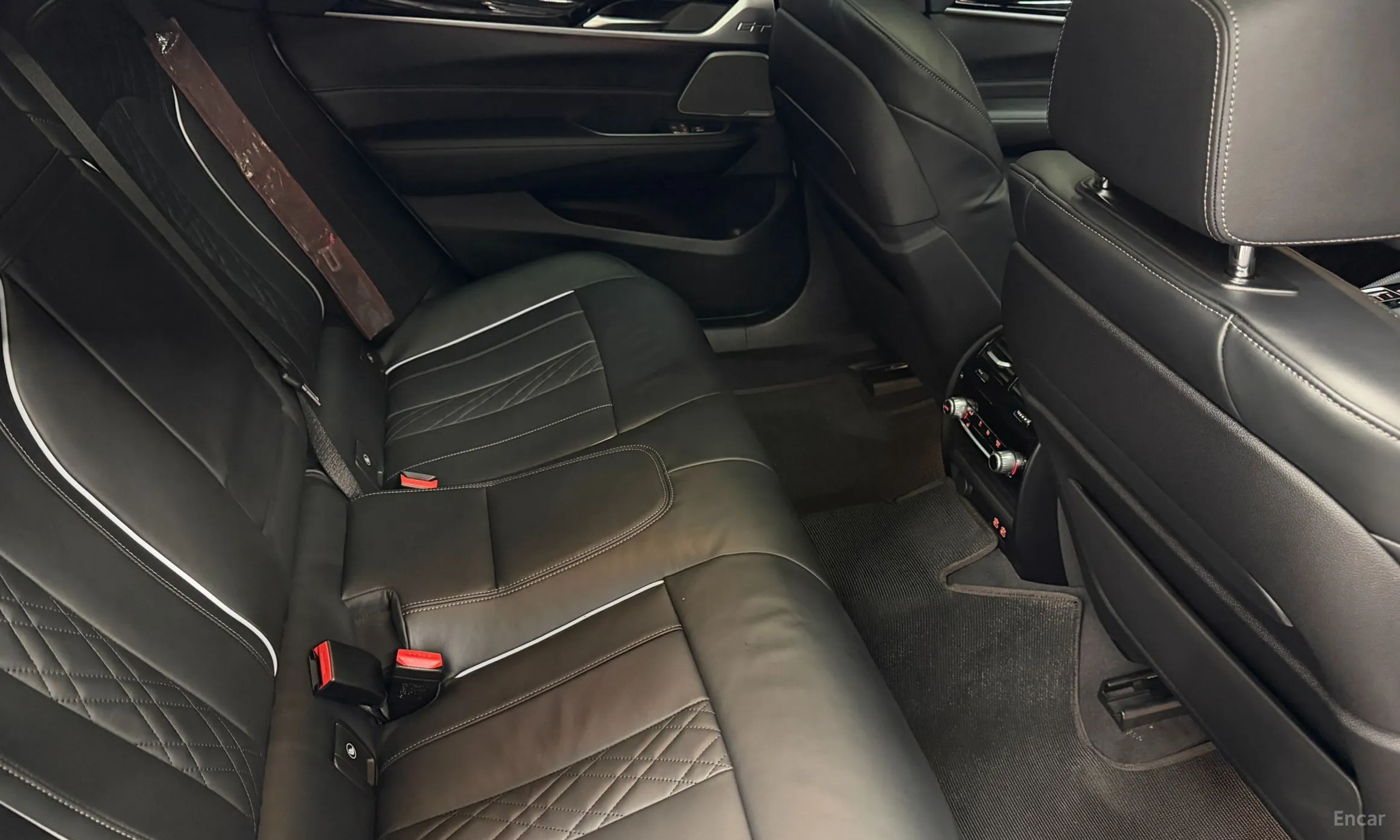 BMW 6-Series GT (G32) превью 10