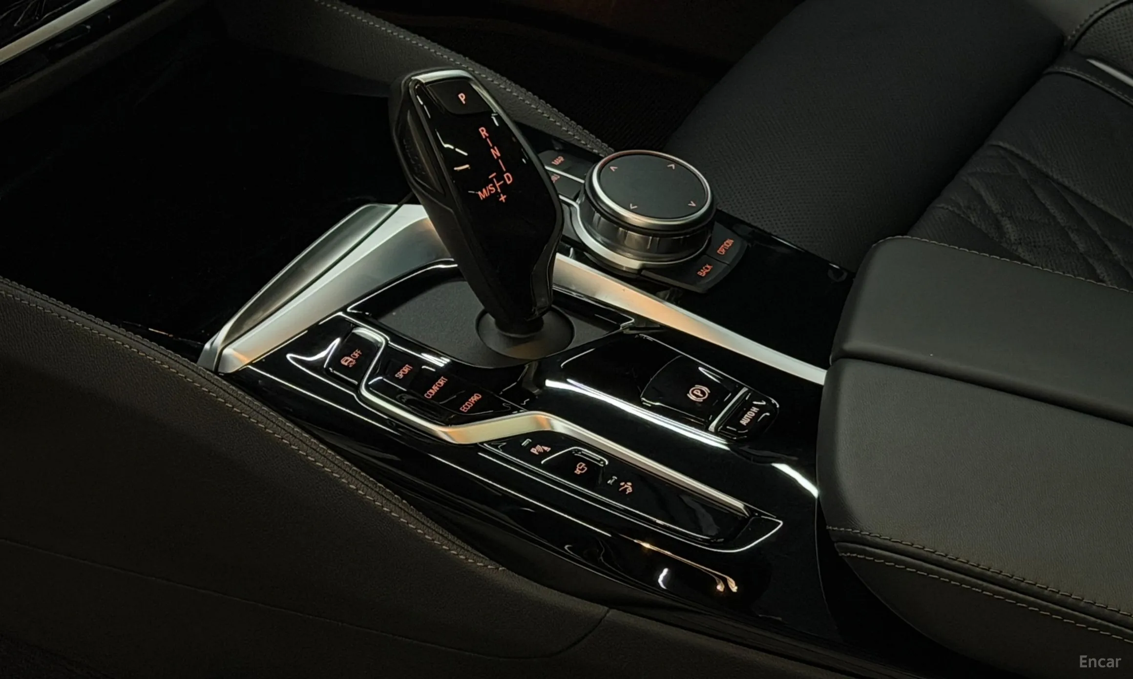 BMW 6-Series GT (G32) превью 9